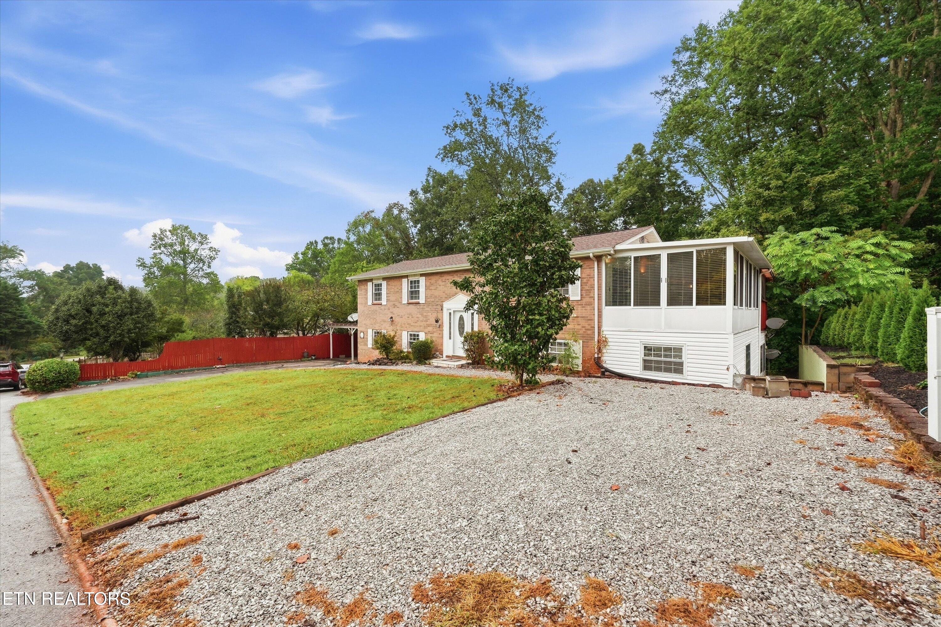 6324 Gateway Lane Knoxville TN 37920