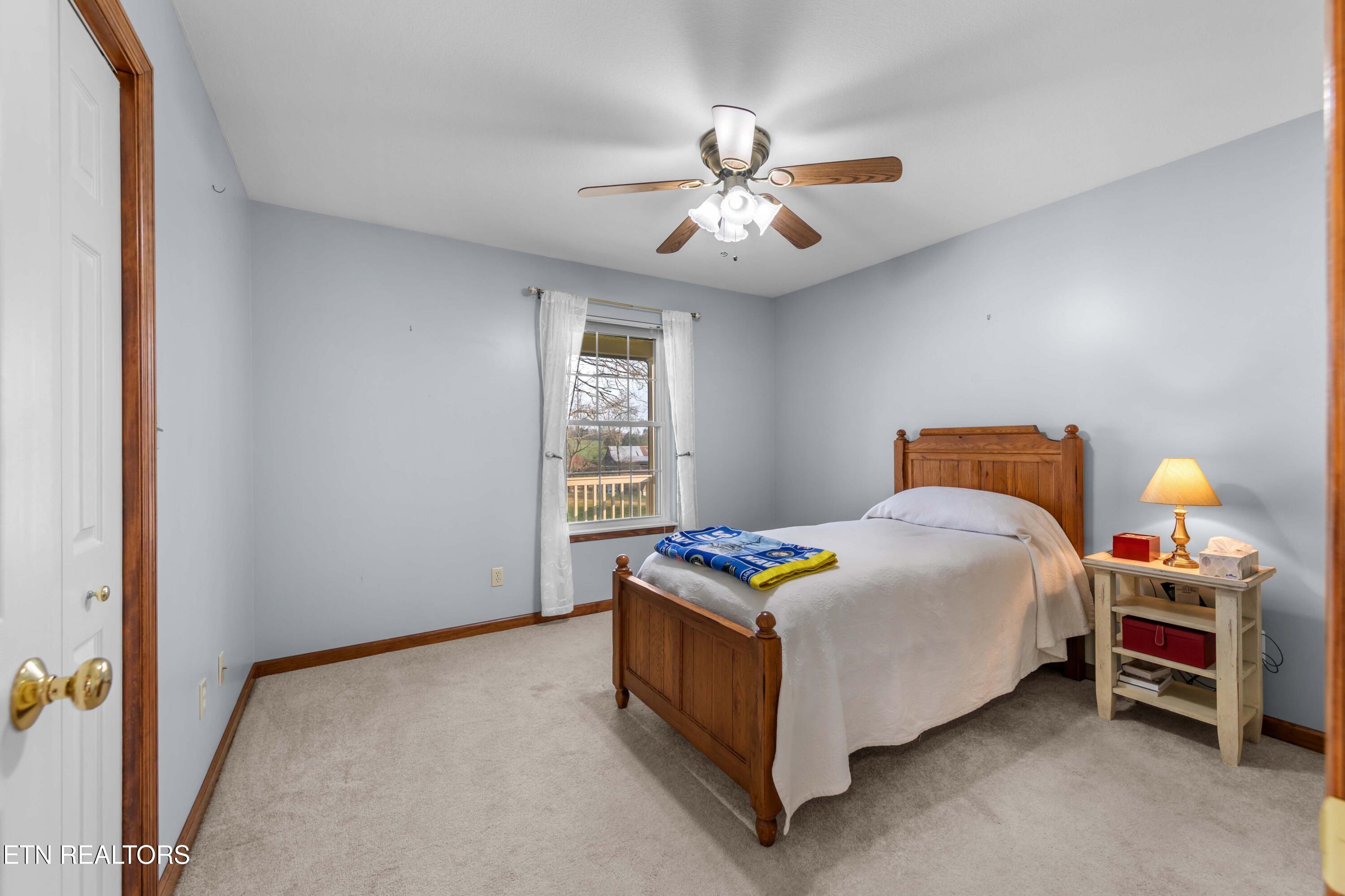 9228 Washington Pike Corryton TN 37721