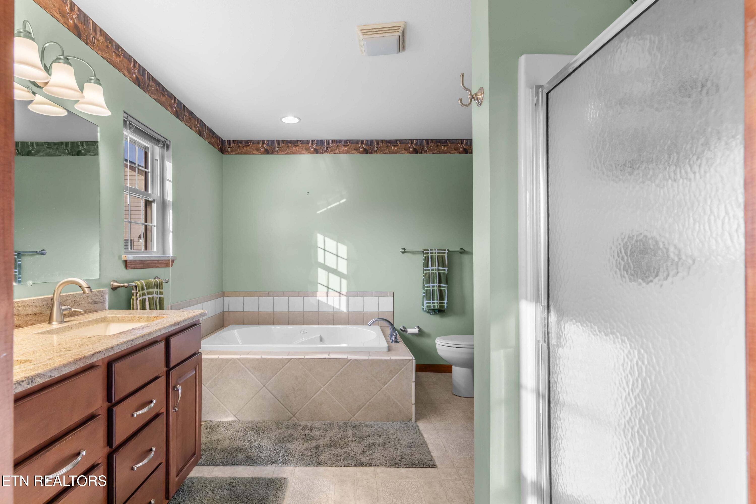 9228 Washington Pike Corryton TN 37721