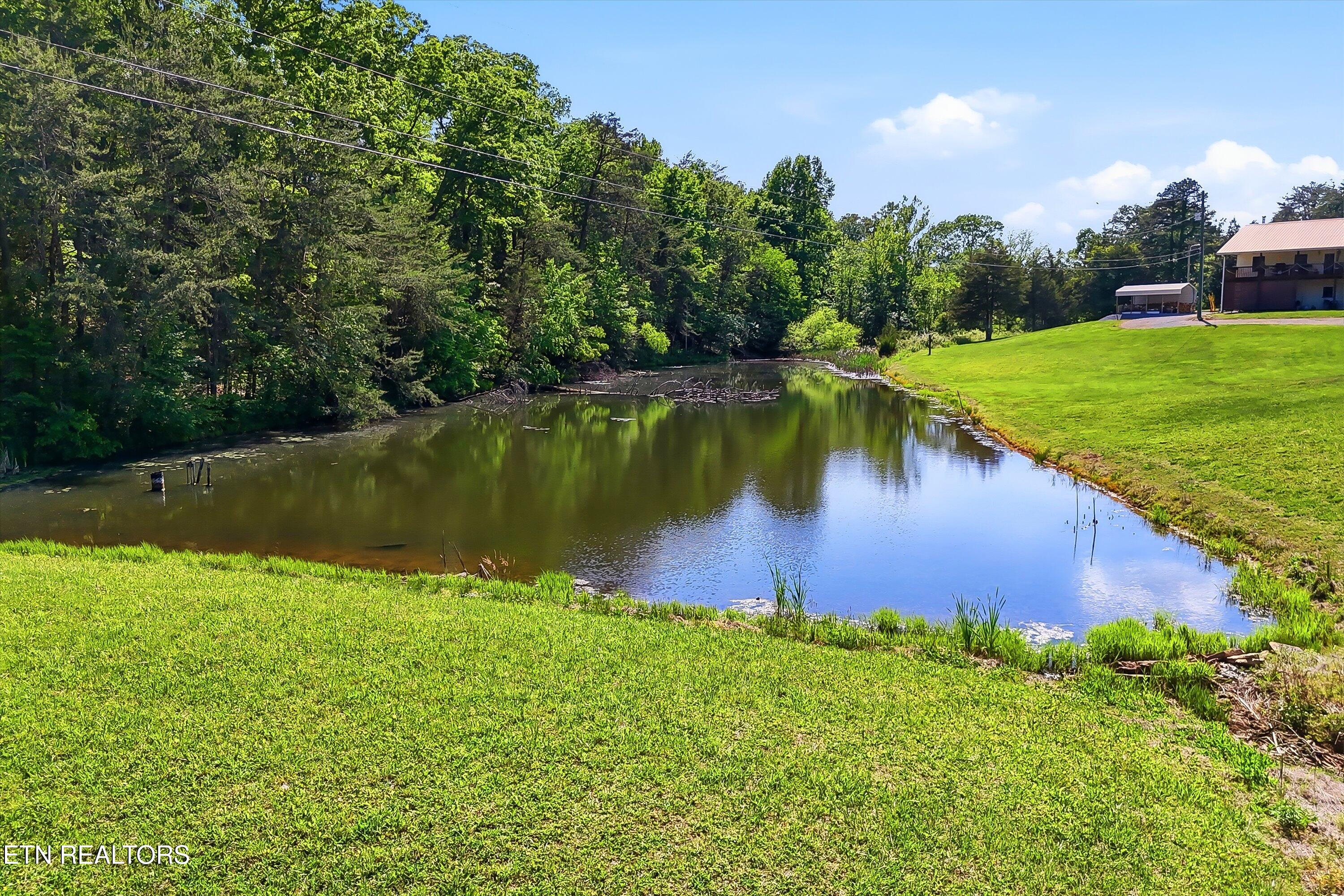 5321 Roberts Road Corryton TN 37721