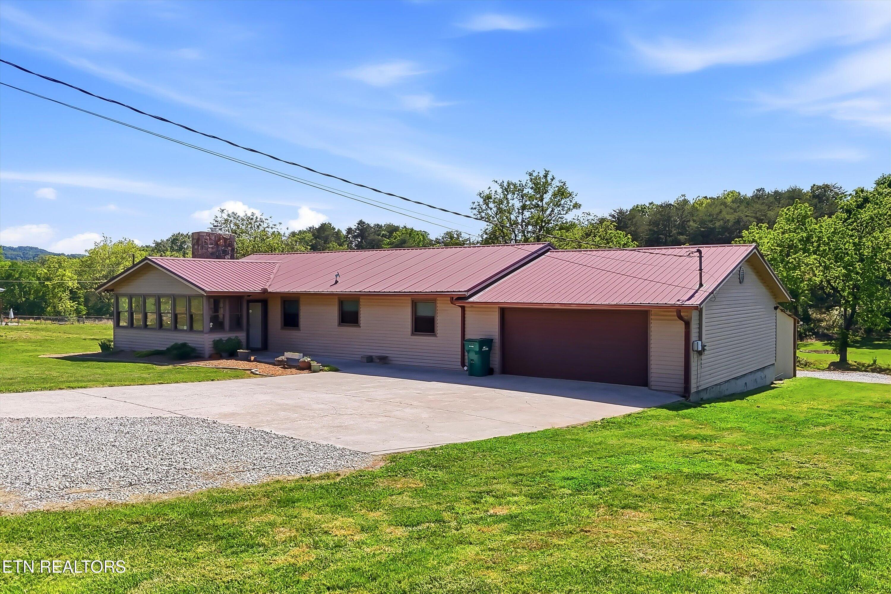 5321 Roberts Road Corryton TN 37721