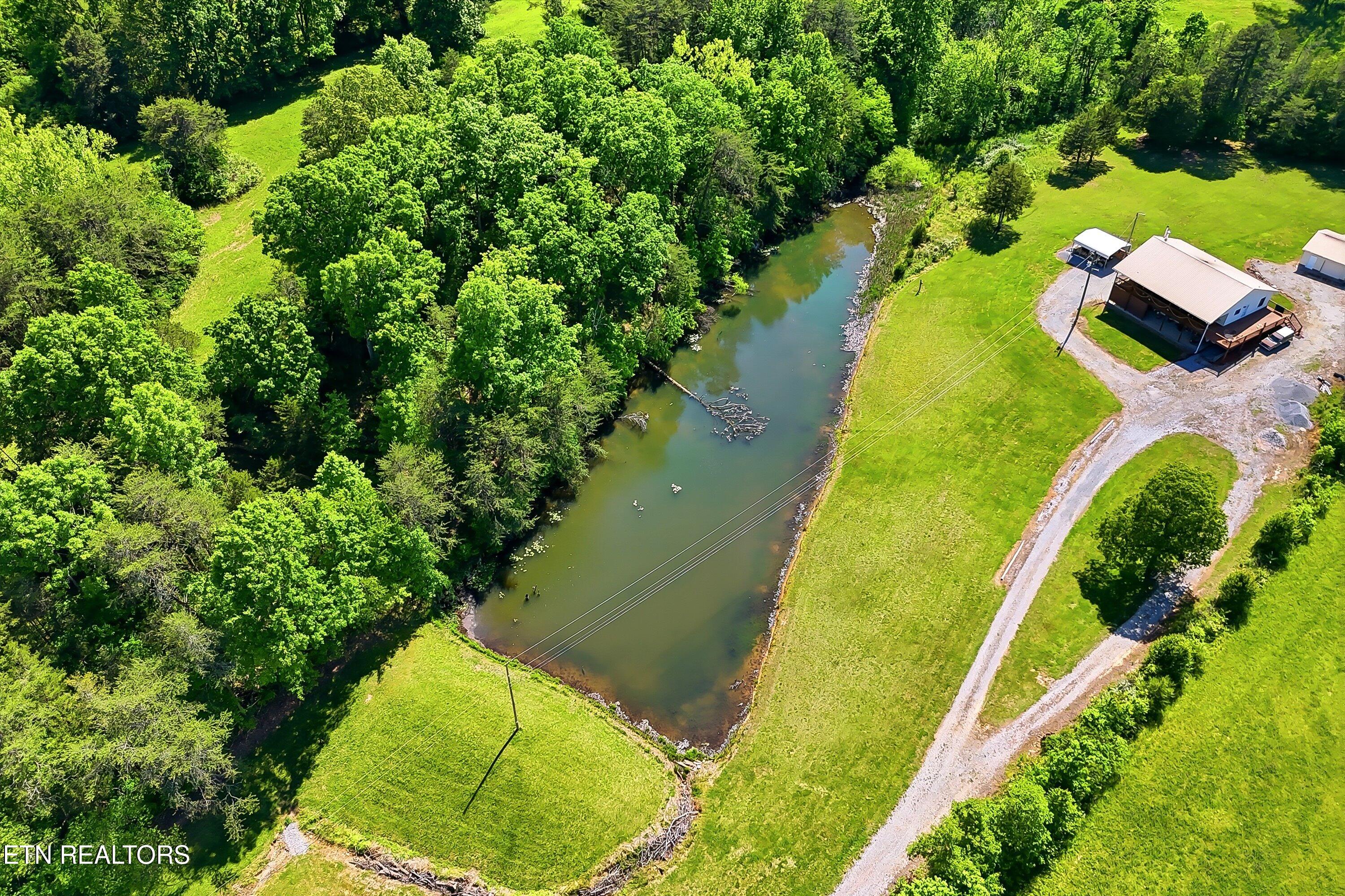 5321 Roberts Road Corryton TN 37721