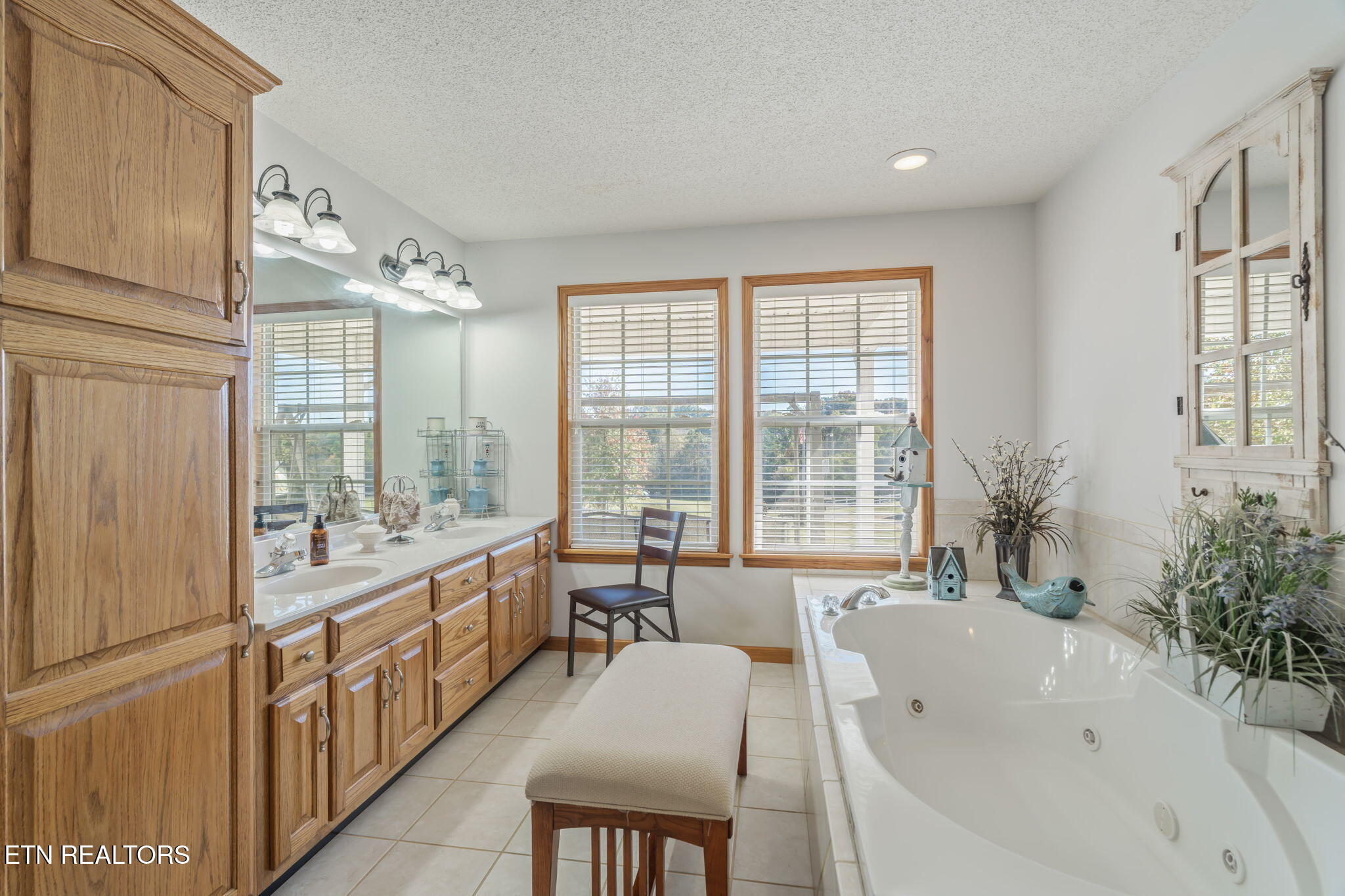 16415 Sunnyside Road Philadelphia TN 37846