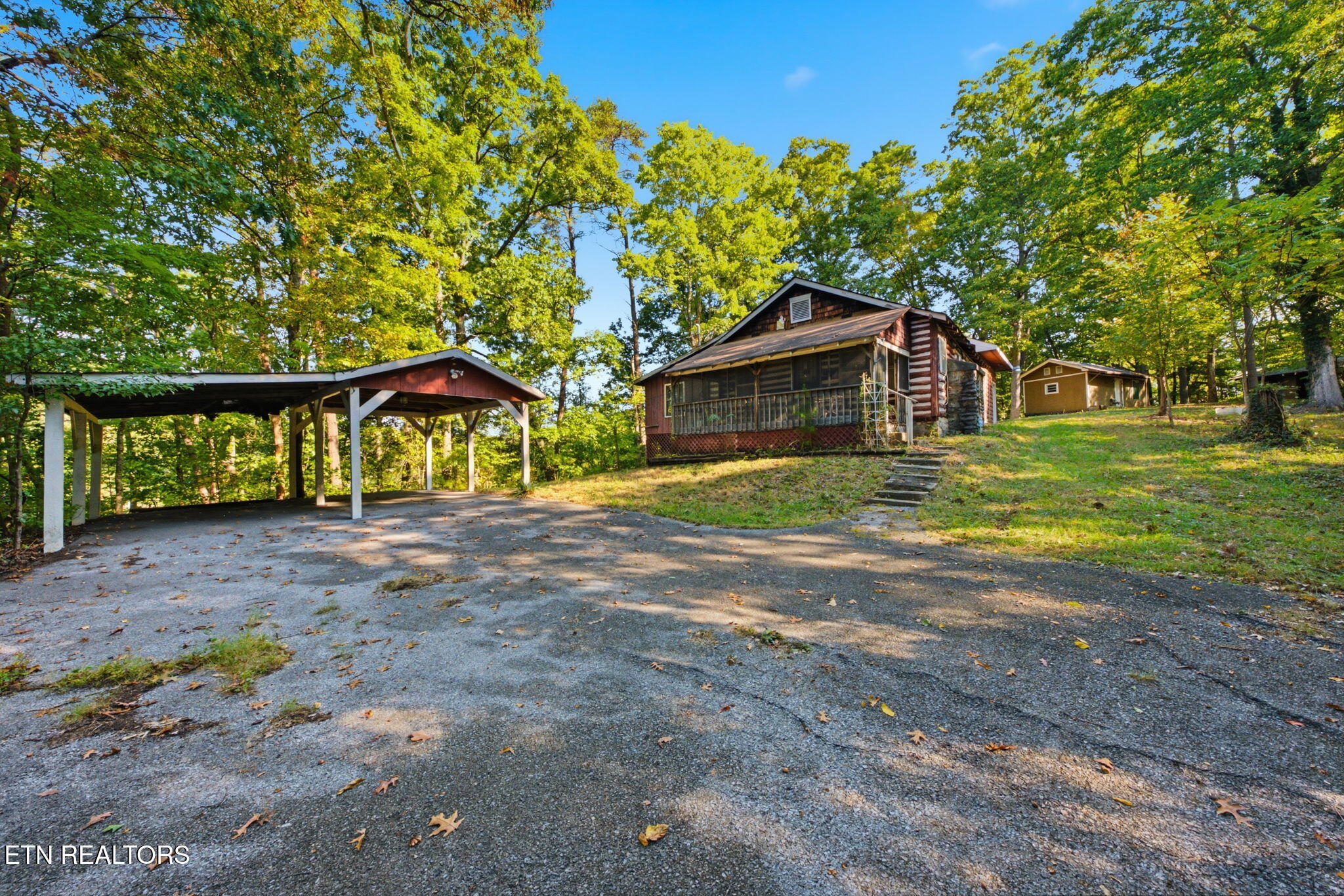 2969 Veterans Boulevard Pigeon Forge TN 37863