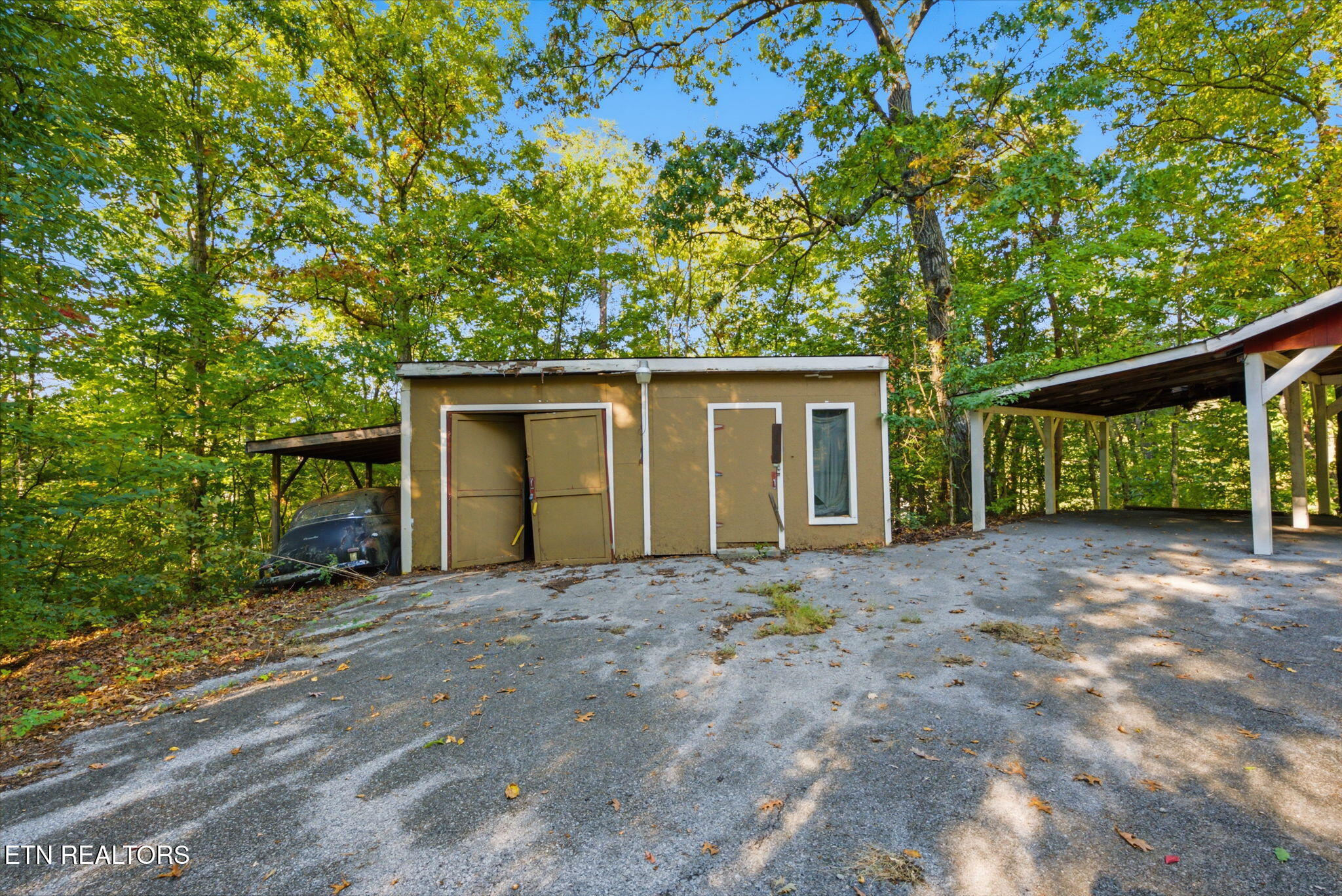 2969 Veterans Boulevard Pigeon Forge TN 37863