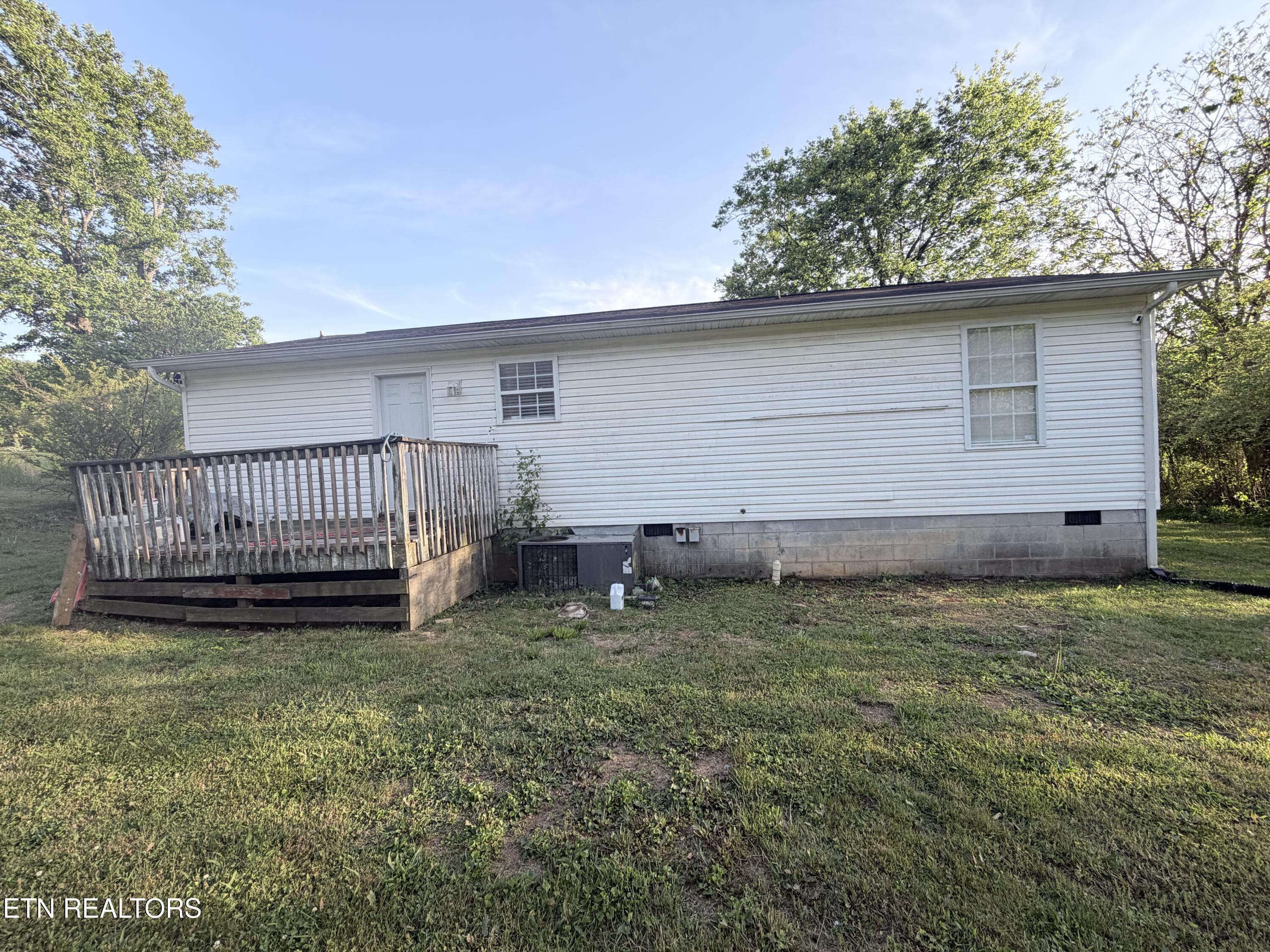 141 Edgewood Drive Sweetwater TN 37874