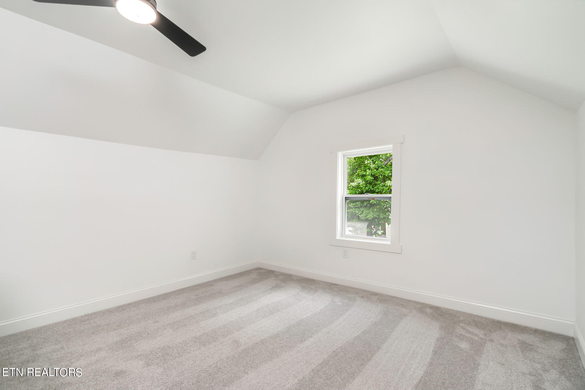 2745 Lay Avenue Knoxville TN 37914