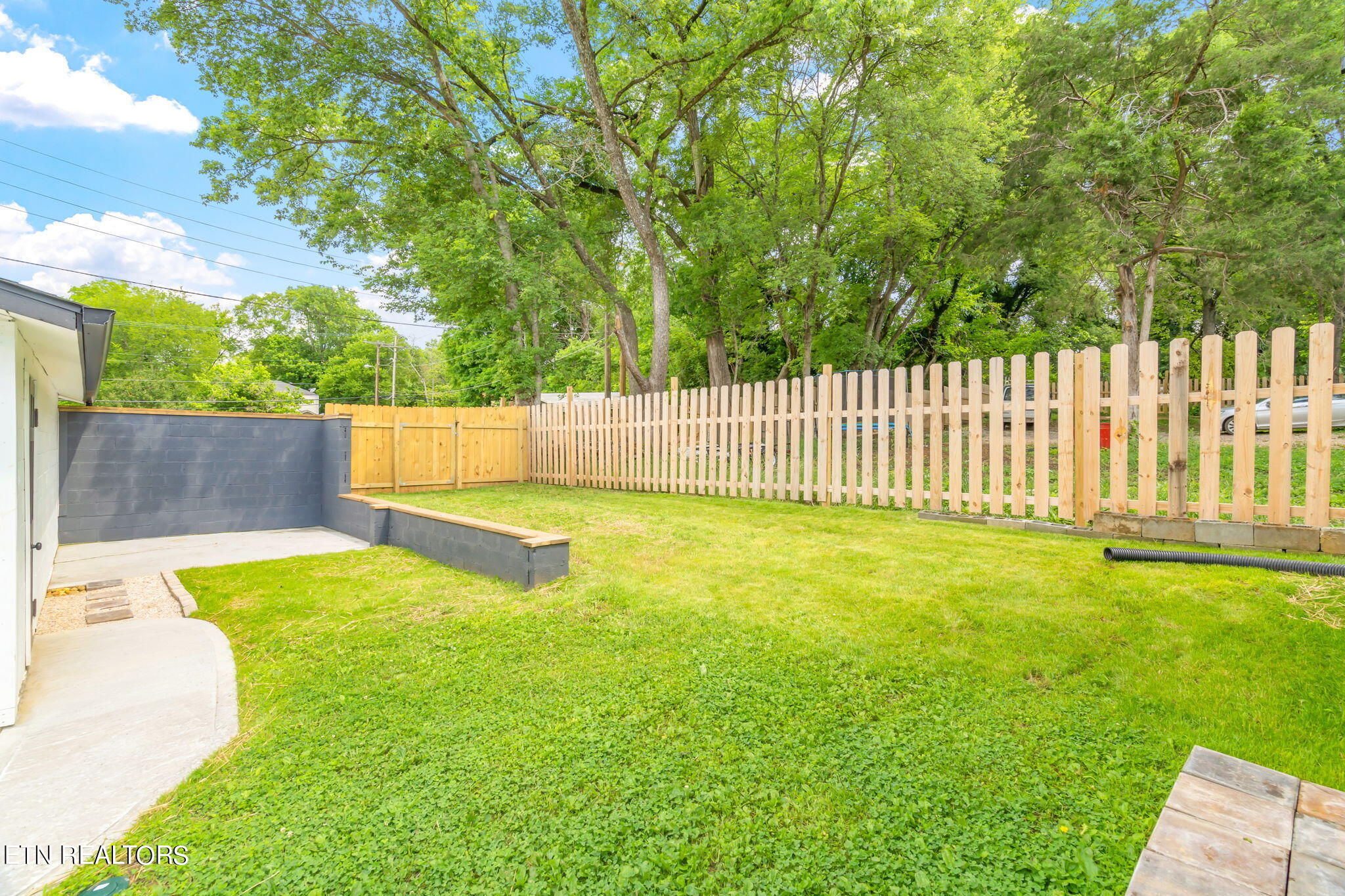 2745 Lay Avenue Knoxville TN 37914