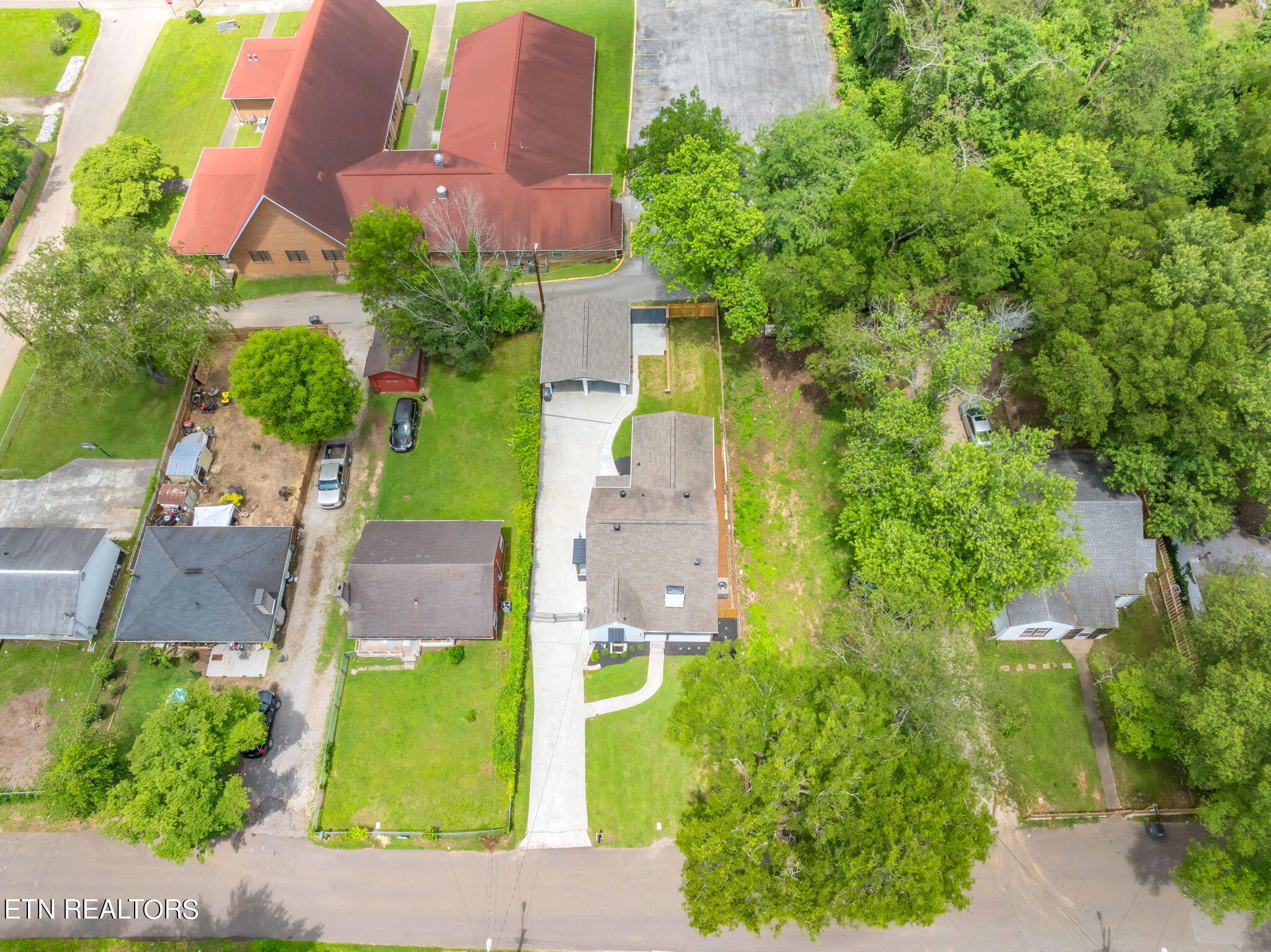 2745 Lay Avenue Knoxville TN 37914