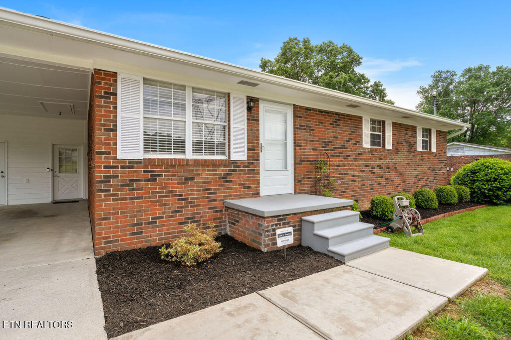 4616 Blairwood Drive Knoxville TN 37938
