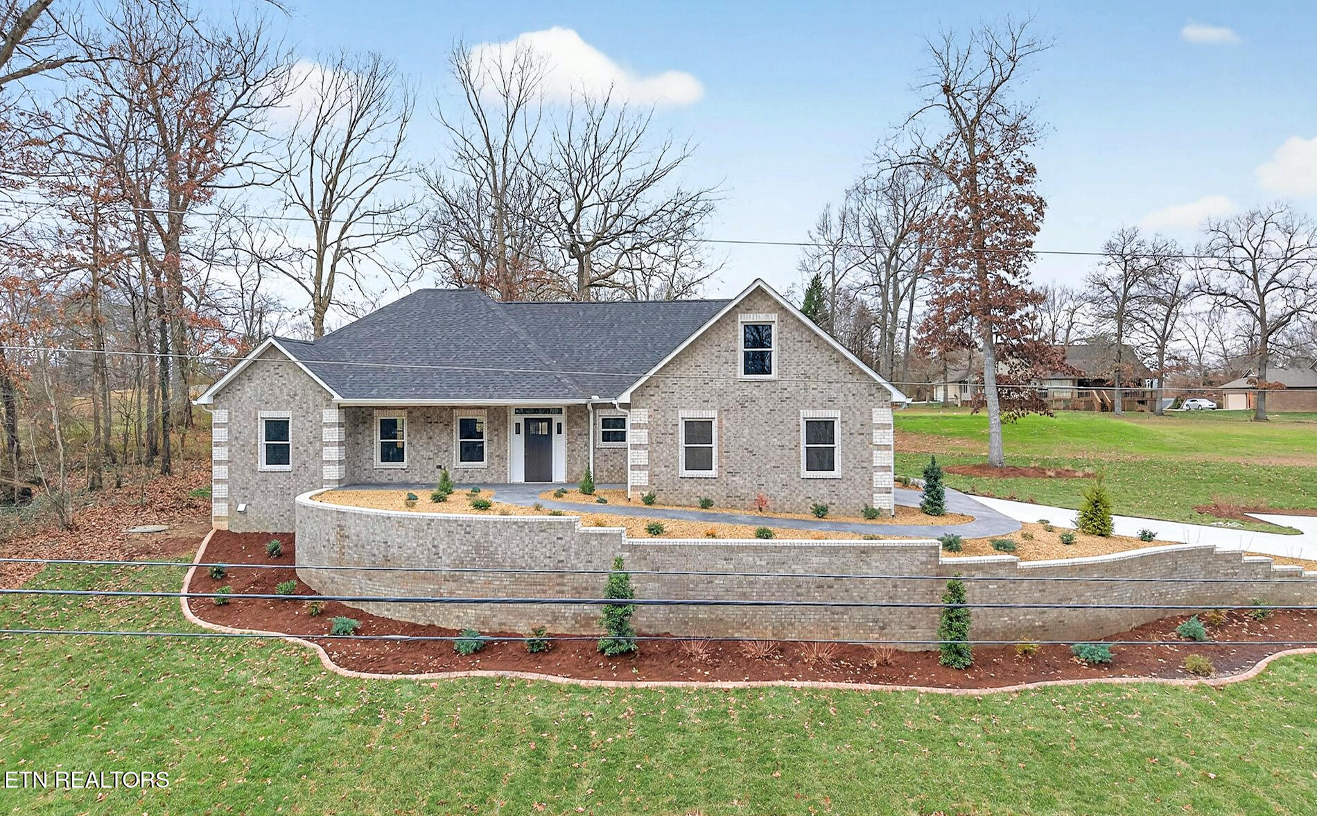941 E Deer Creek Drive Crossville TN 38571