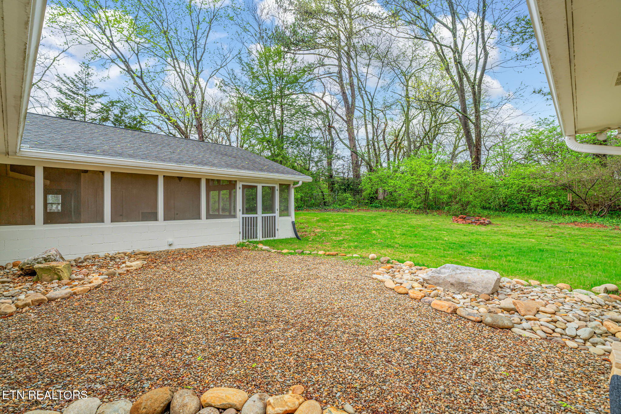 8017 Bennington Drive Knoxville TN 37909
