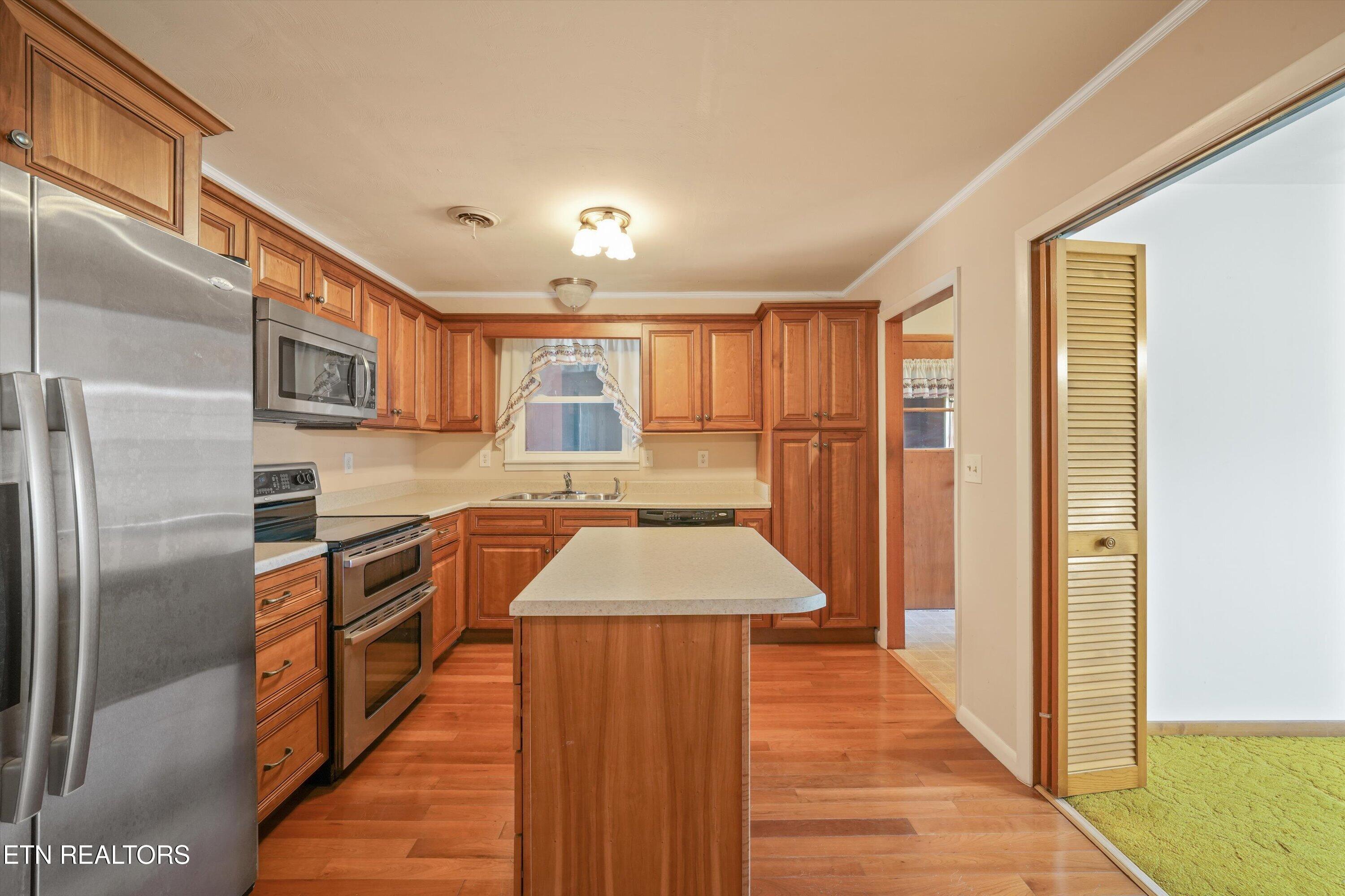 2783 Rutledge Pike Blaine TN 37709