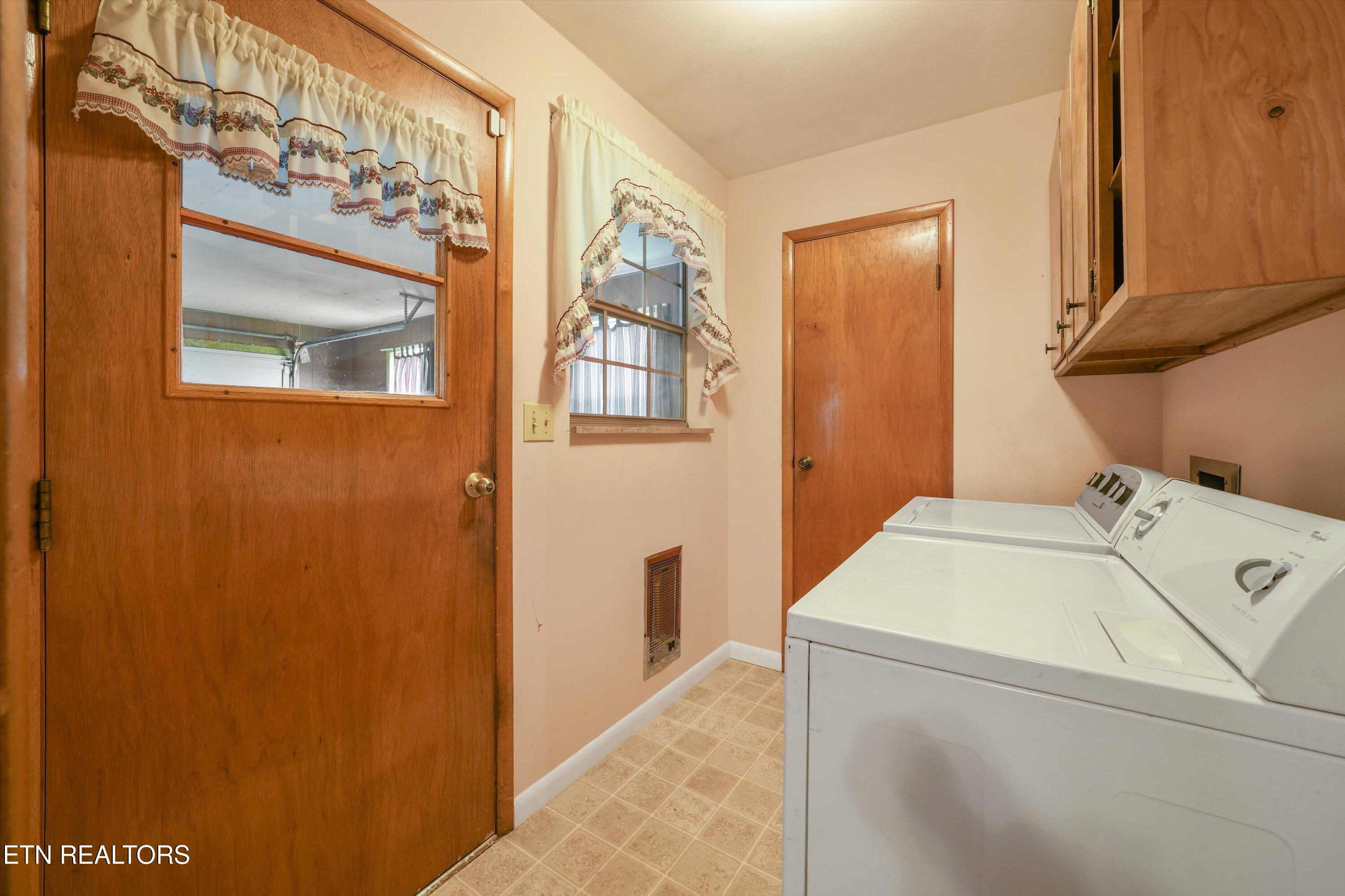 2783 Rutledge Pike Blaine TN 37709