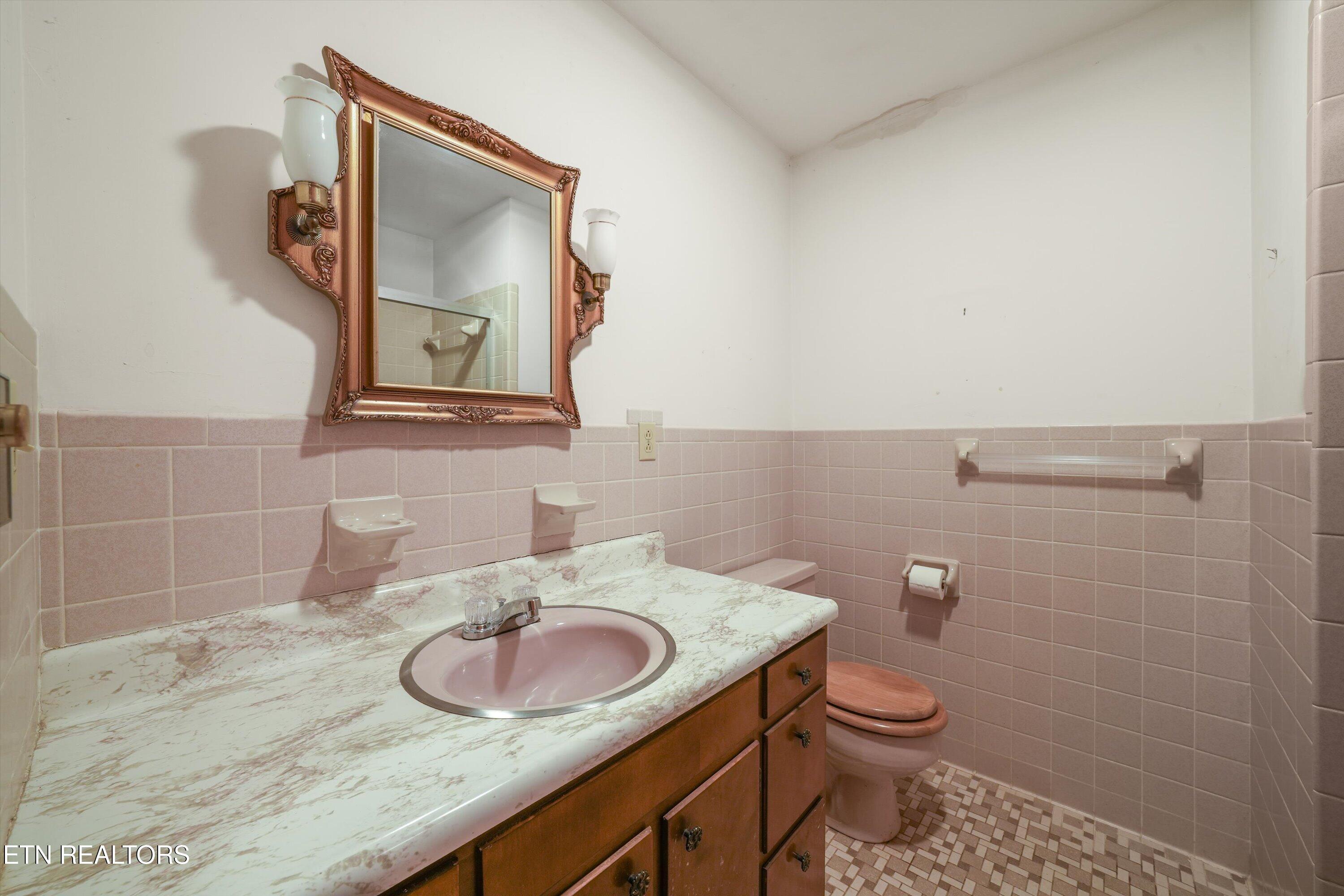2783 Rutledge Pike Blaine TN 37709