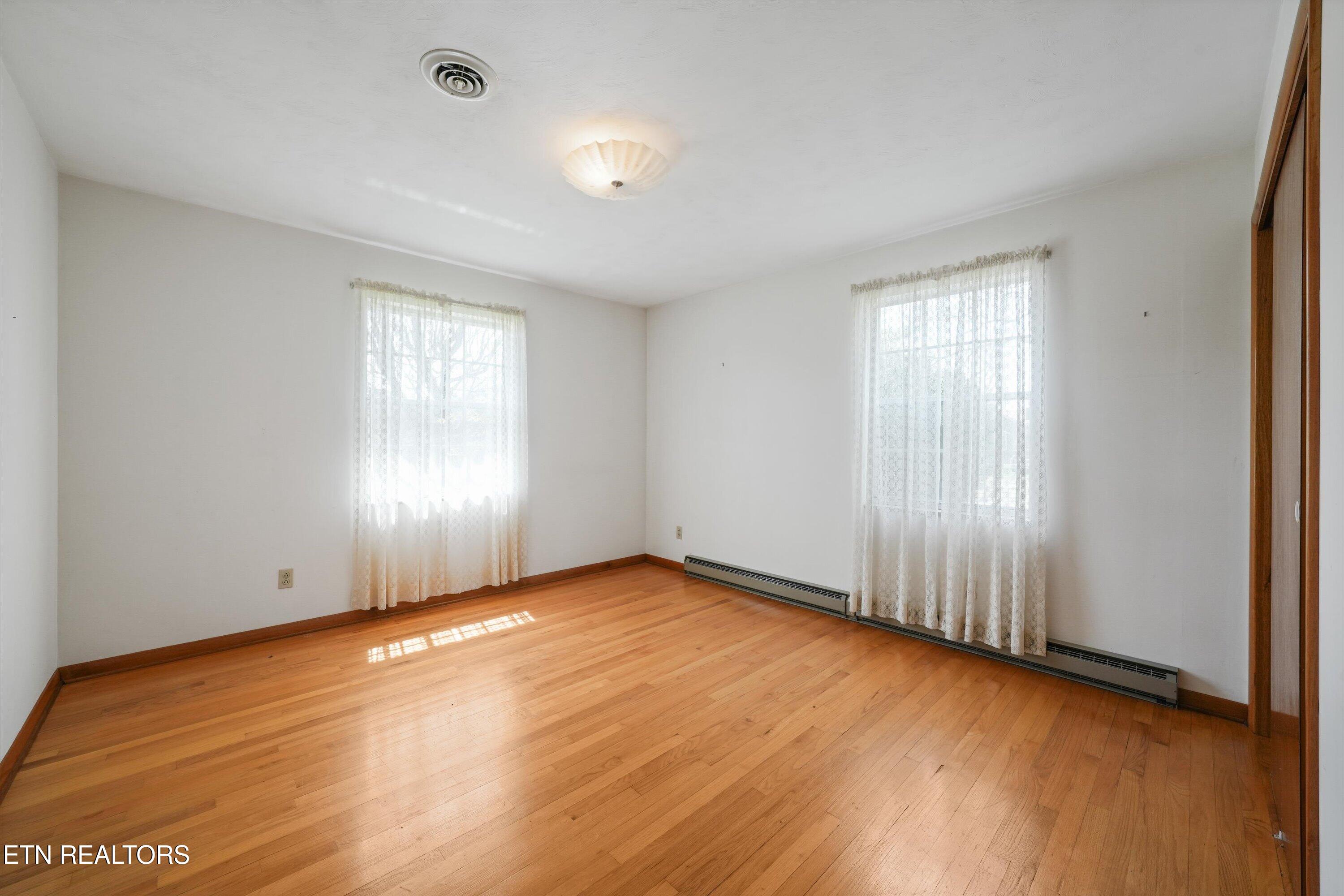 2783 Rutledge Pike Blaine TN 37709