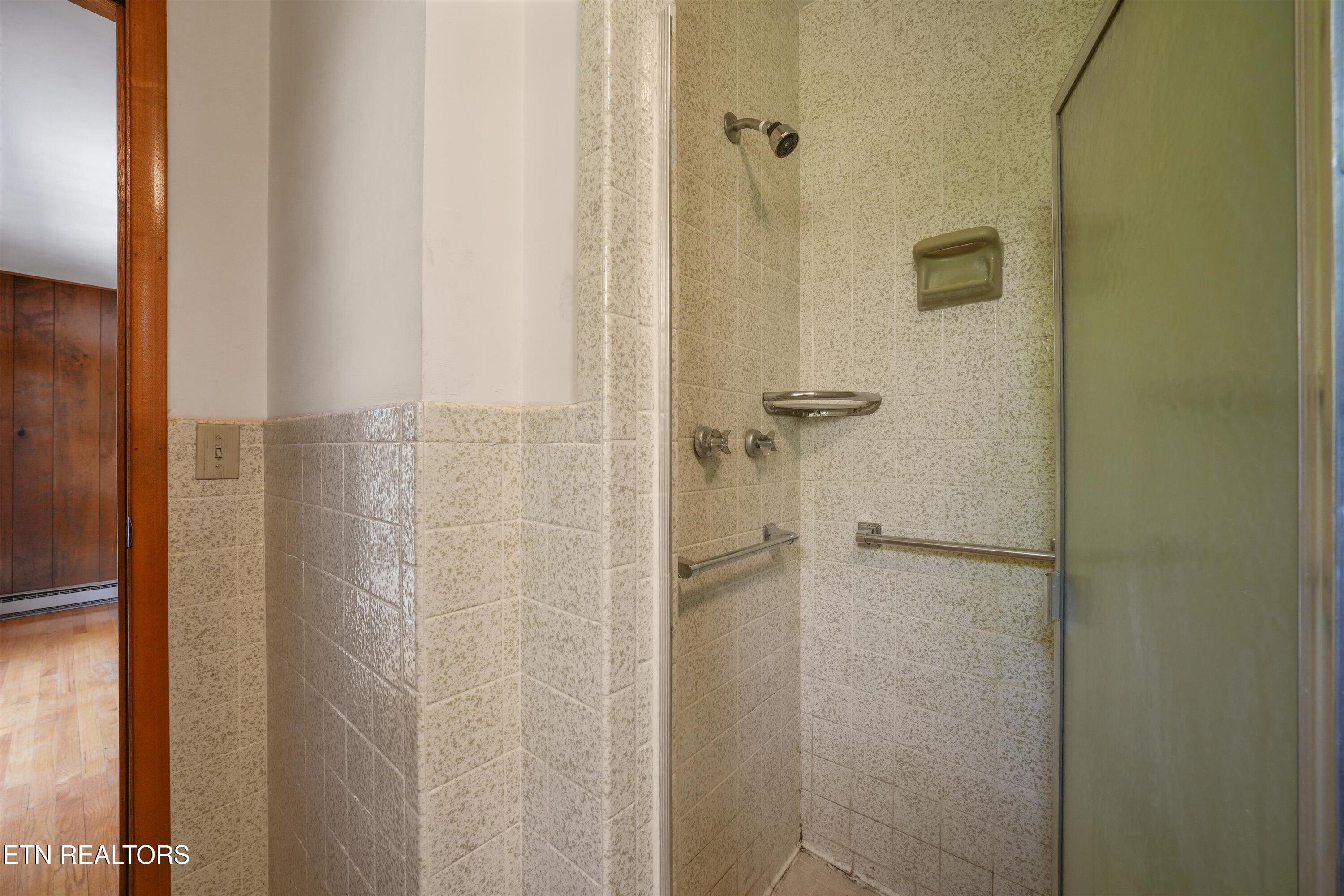 2783 Rutledge Pike Blaine TN 37709