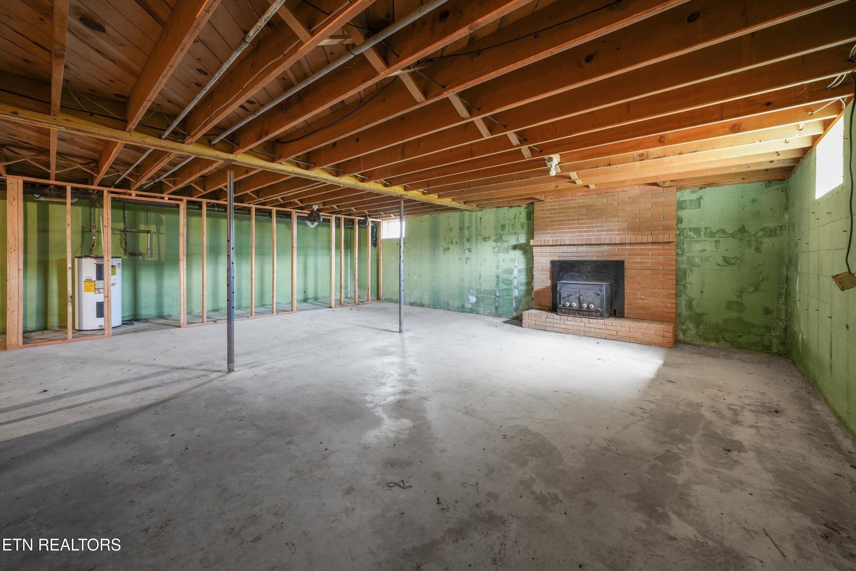 2783 Rutledge Pike Blaine TN 37709