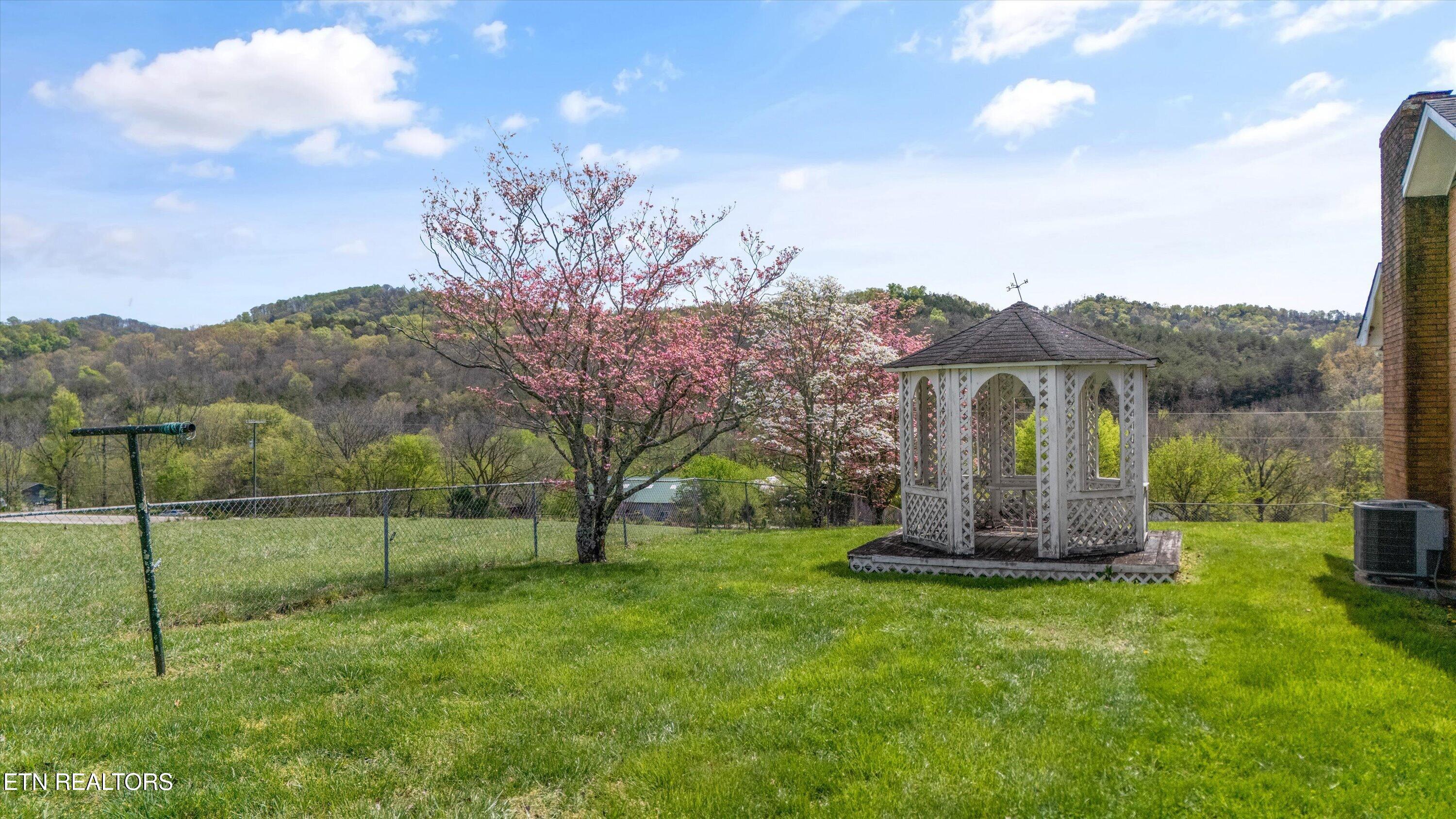 2783 Rutledge Pike Blaine TN 37709
