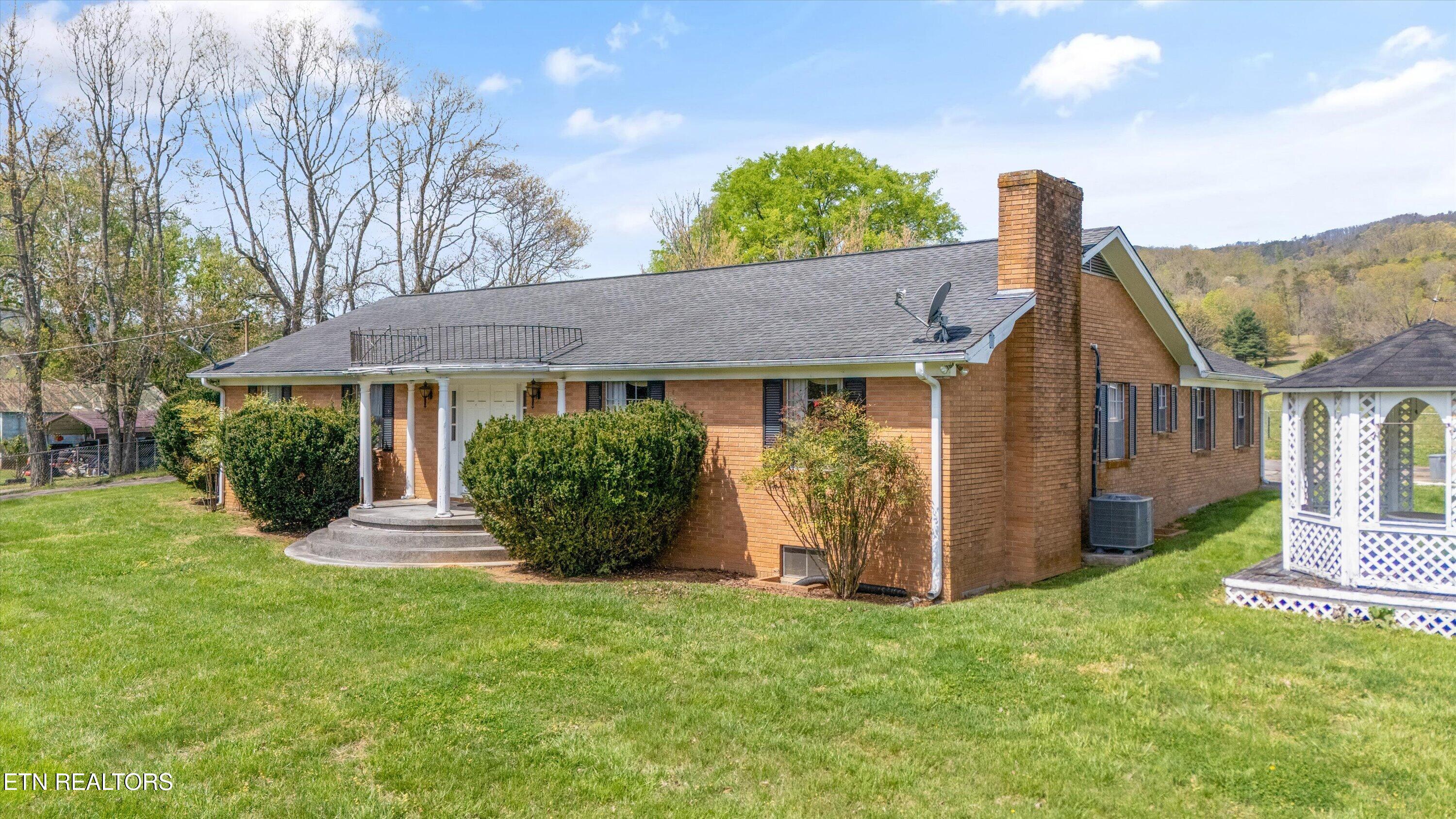 2783 Rutledge Pike Blaine TN 37709
