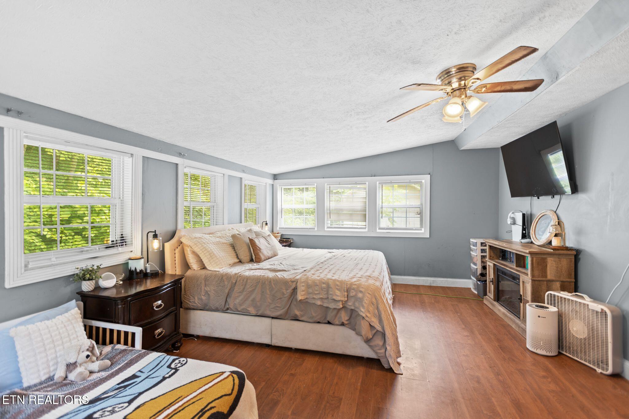 1015 Oakville Lane Sevierville TN 37862