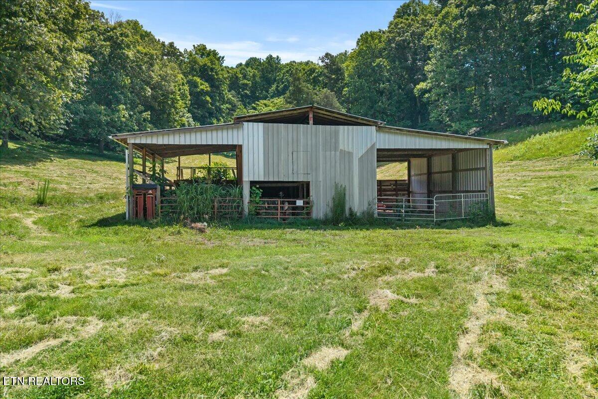 982 Wilson Station Road Englewood TN 37329