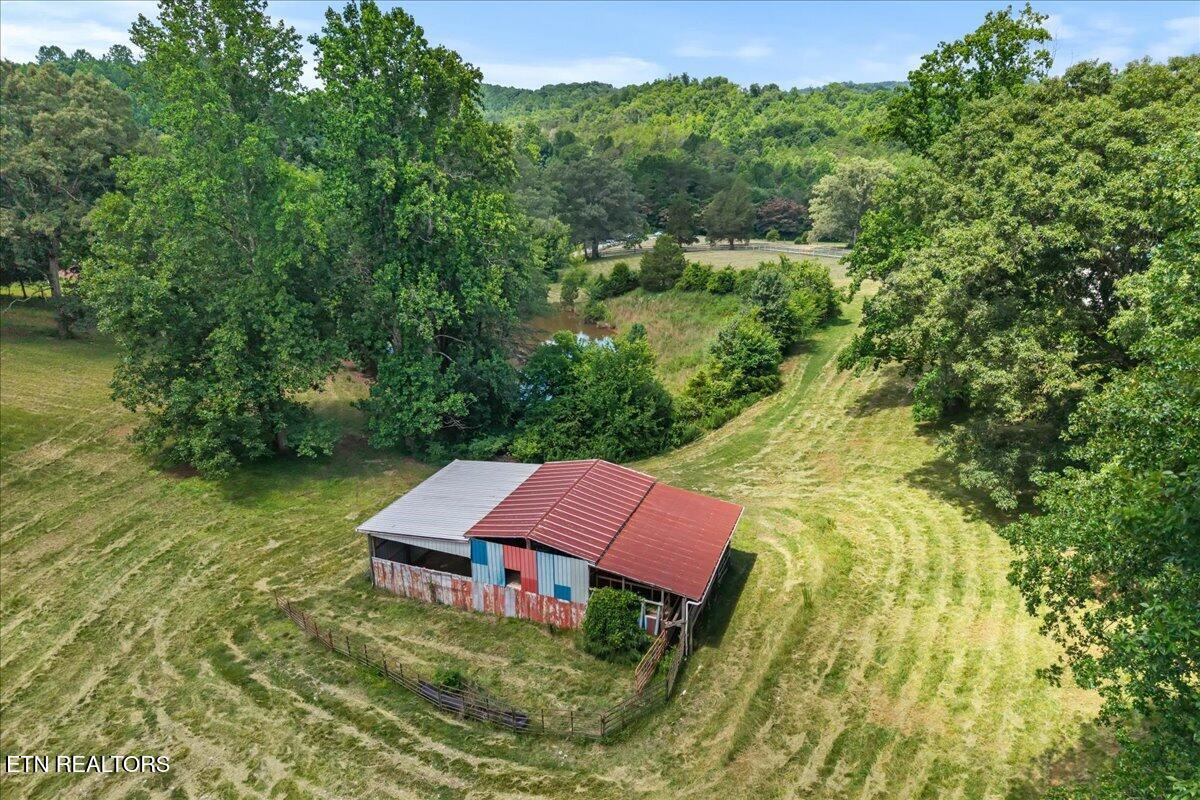 982 Wilson Station Road Englewood TN 37329