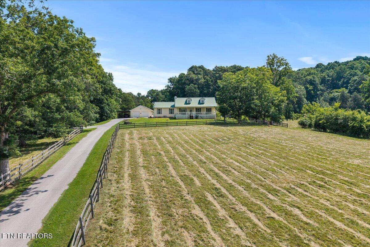 982 Wilson Station Road Englewood TN 37329