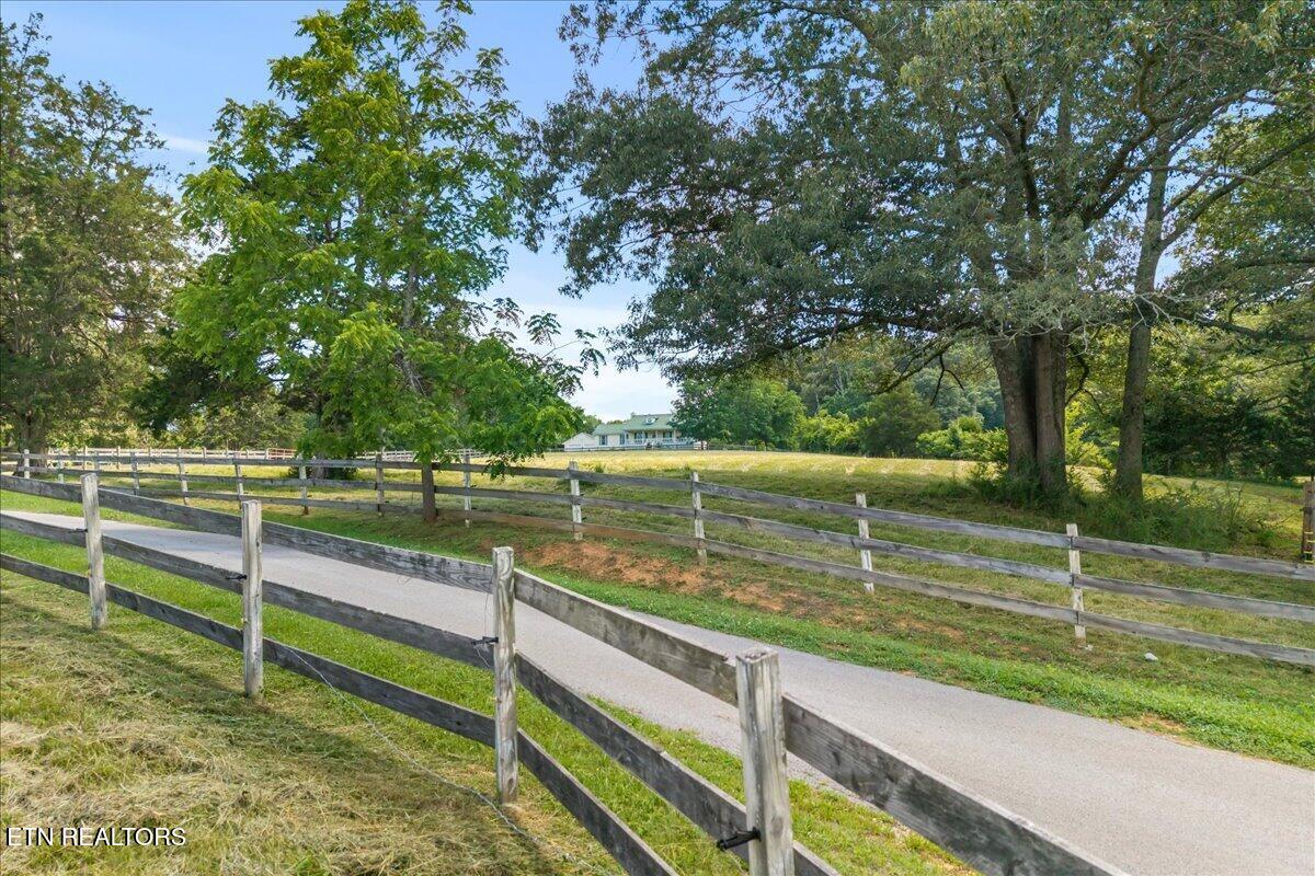 982 Wilson Station Road Englewood TN 37329