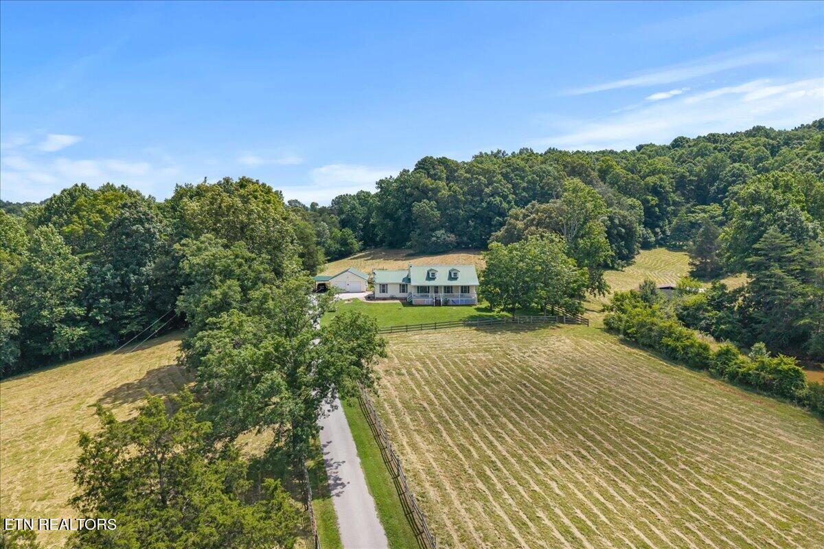 982 Wilson Station Road Englewood TN 37329