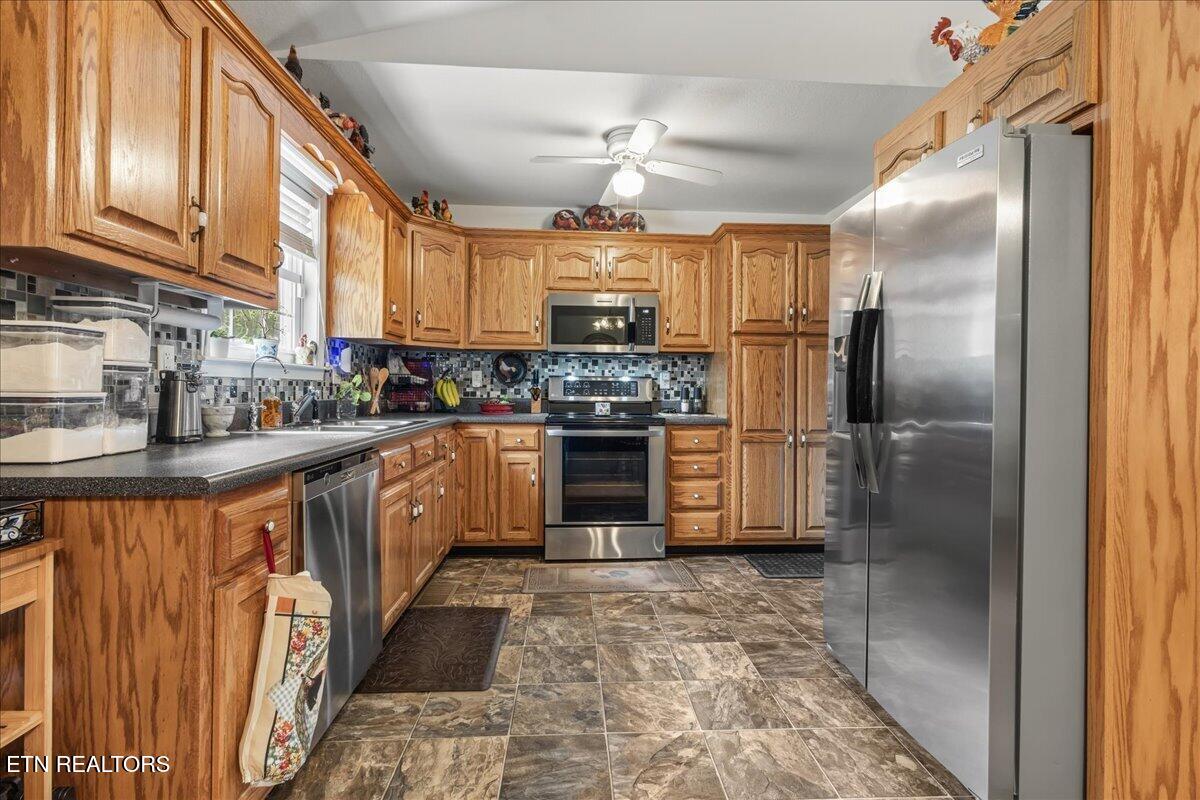 982 Wilson Station Road Englewood TN 37329