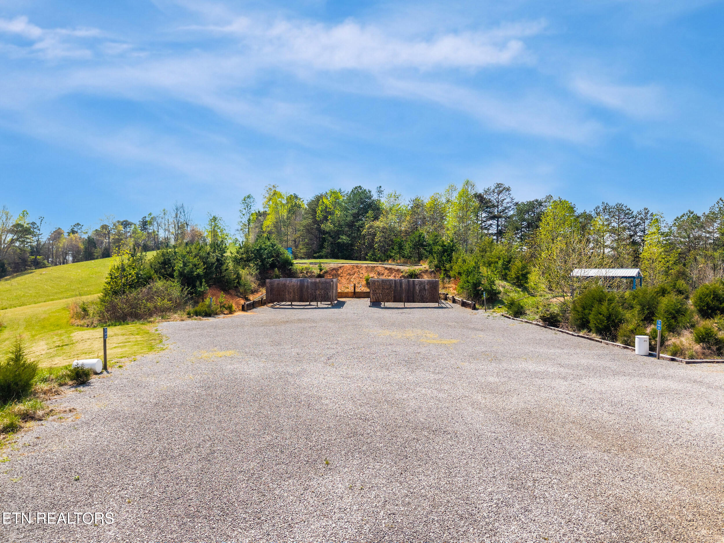 1160 Oak Grove Road Harrogate TN 37752