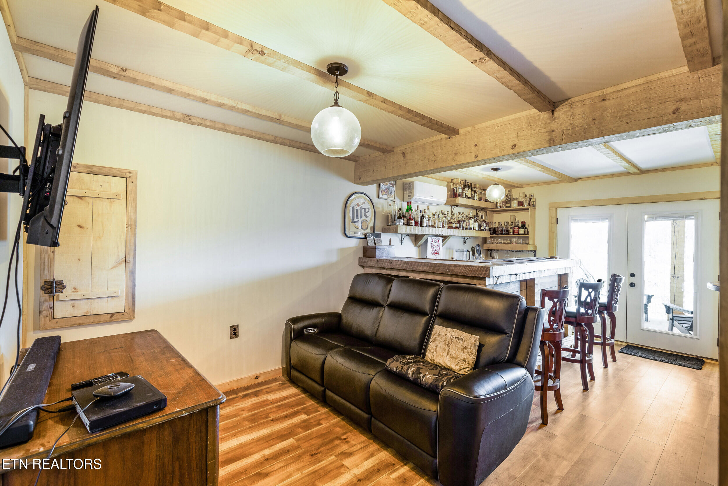 1160 Oak Grove Road Harrogate TN 37752
