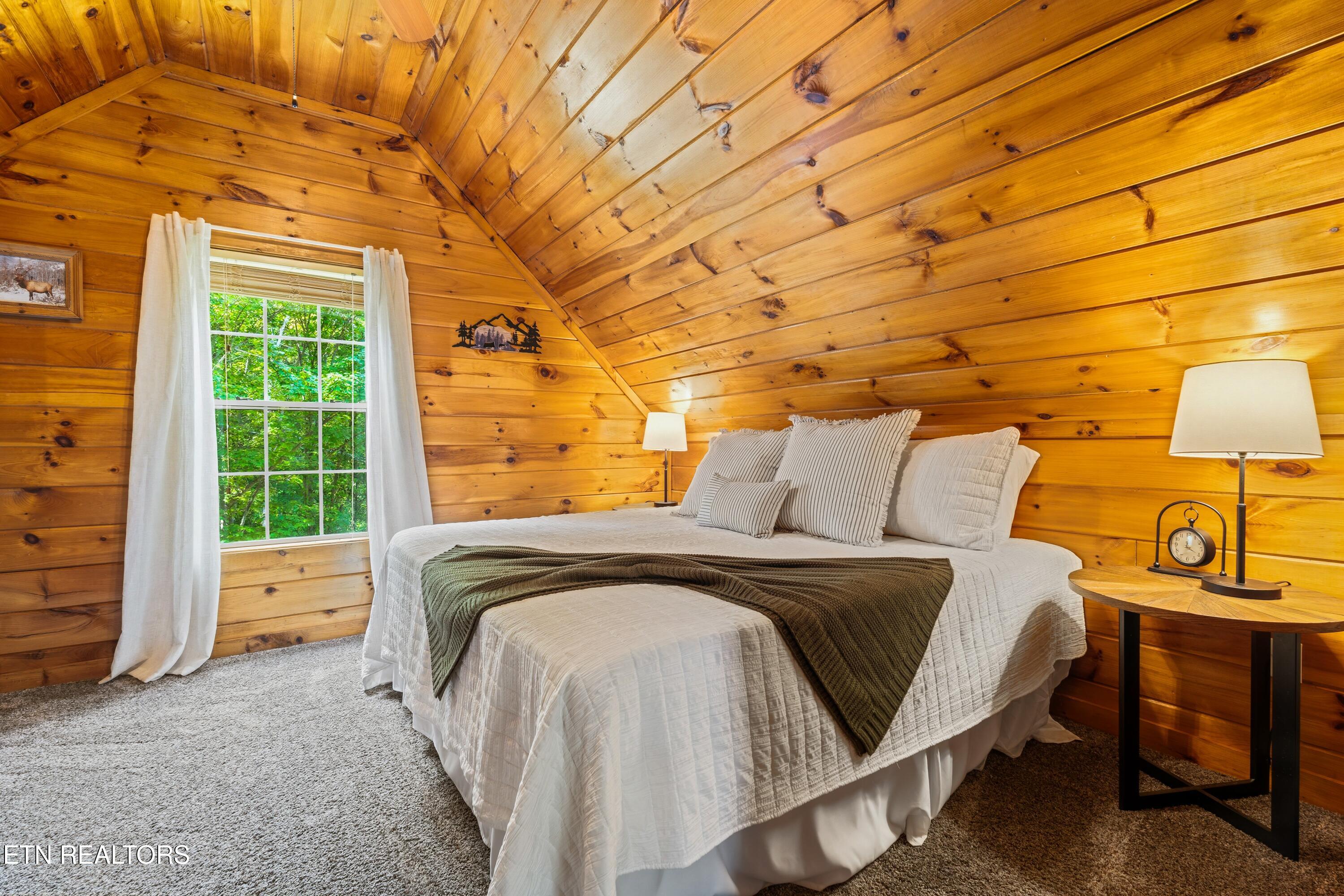 1830 Cherry View Lane Pigeon Forge TN 37876