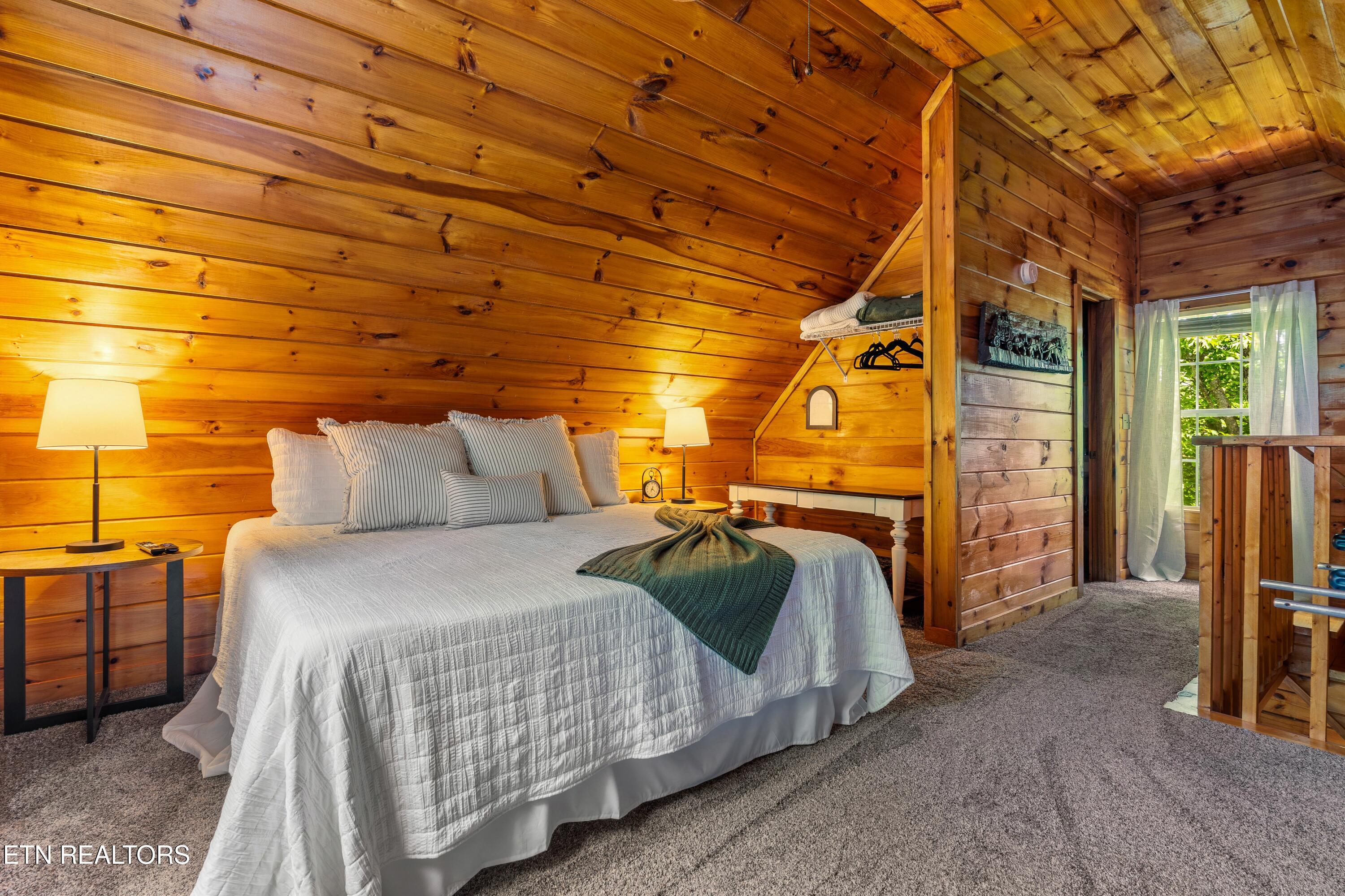 1830 Cherry View Lane Pigeon Forge TN 37876