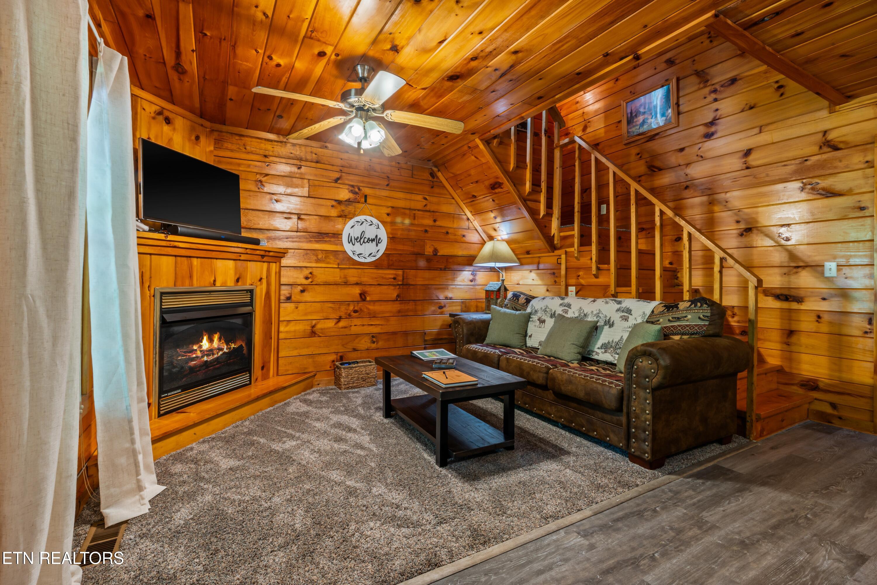 1830 Cherry View Lane Pigeon Forge TN 37876