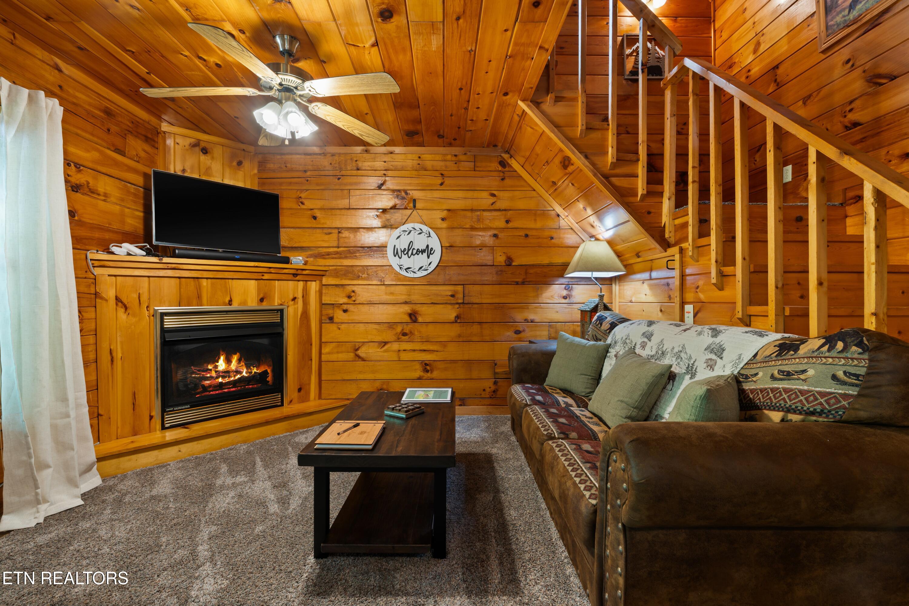 1830 Cherry View Lane Pigeon Forge TN 37876