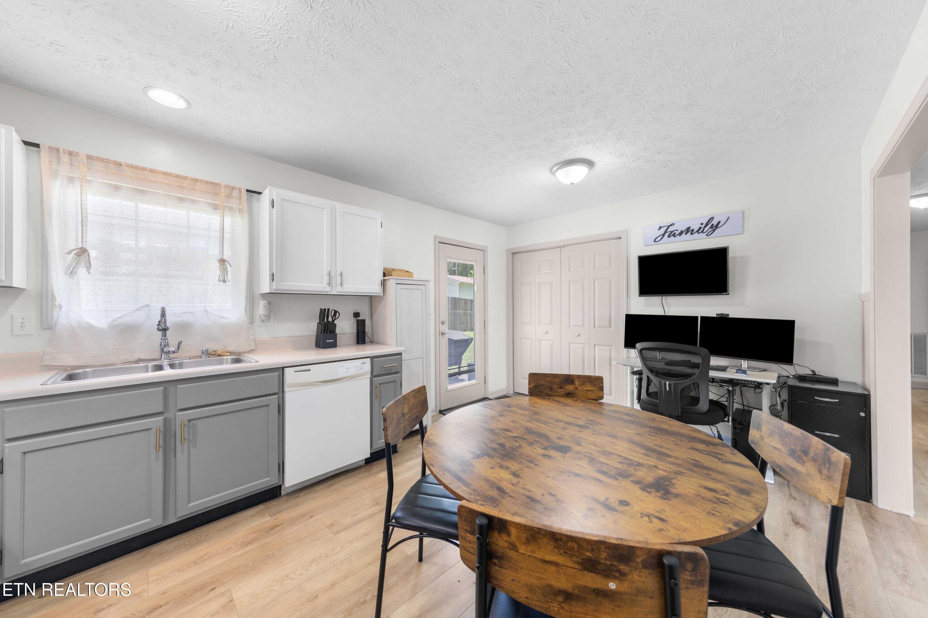 181 Kaysprings Circle Jacksboro TN 37757