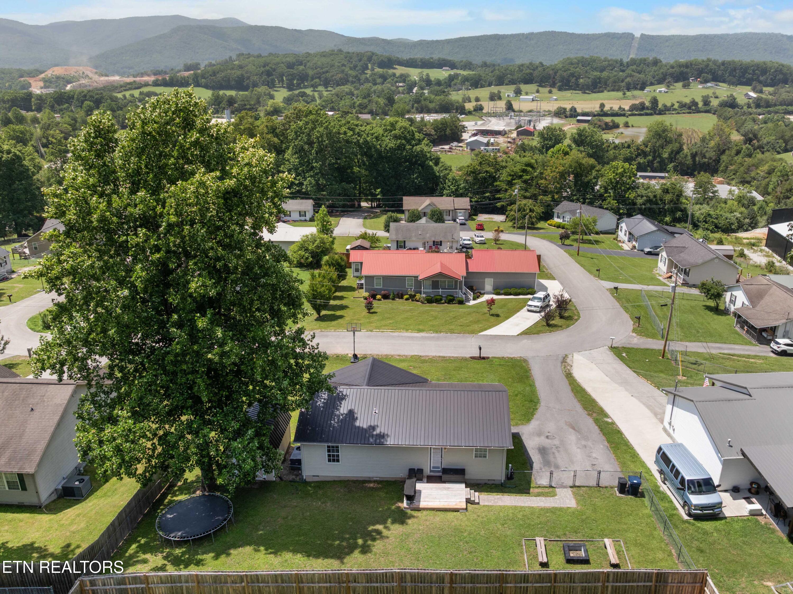 181 Kaysprings Circle Jacksboro TN 37757