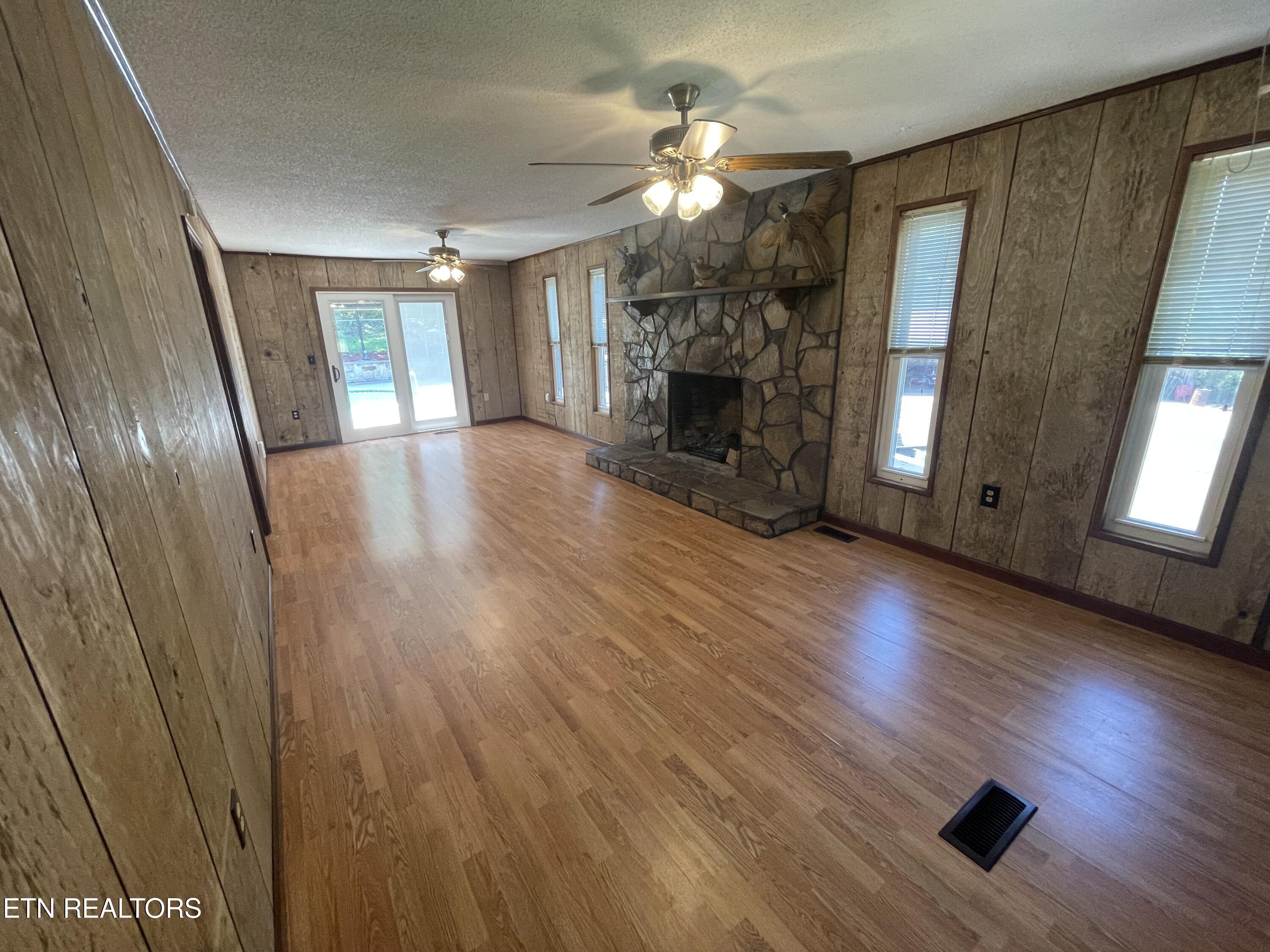 1160 Corinth Road Loudon TN 37774