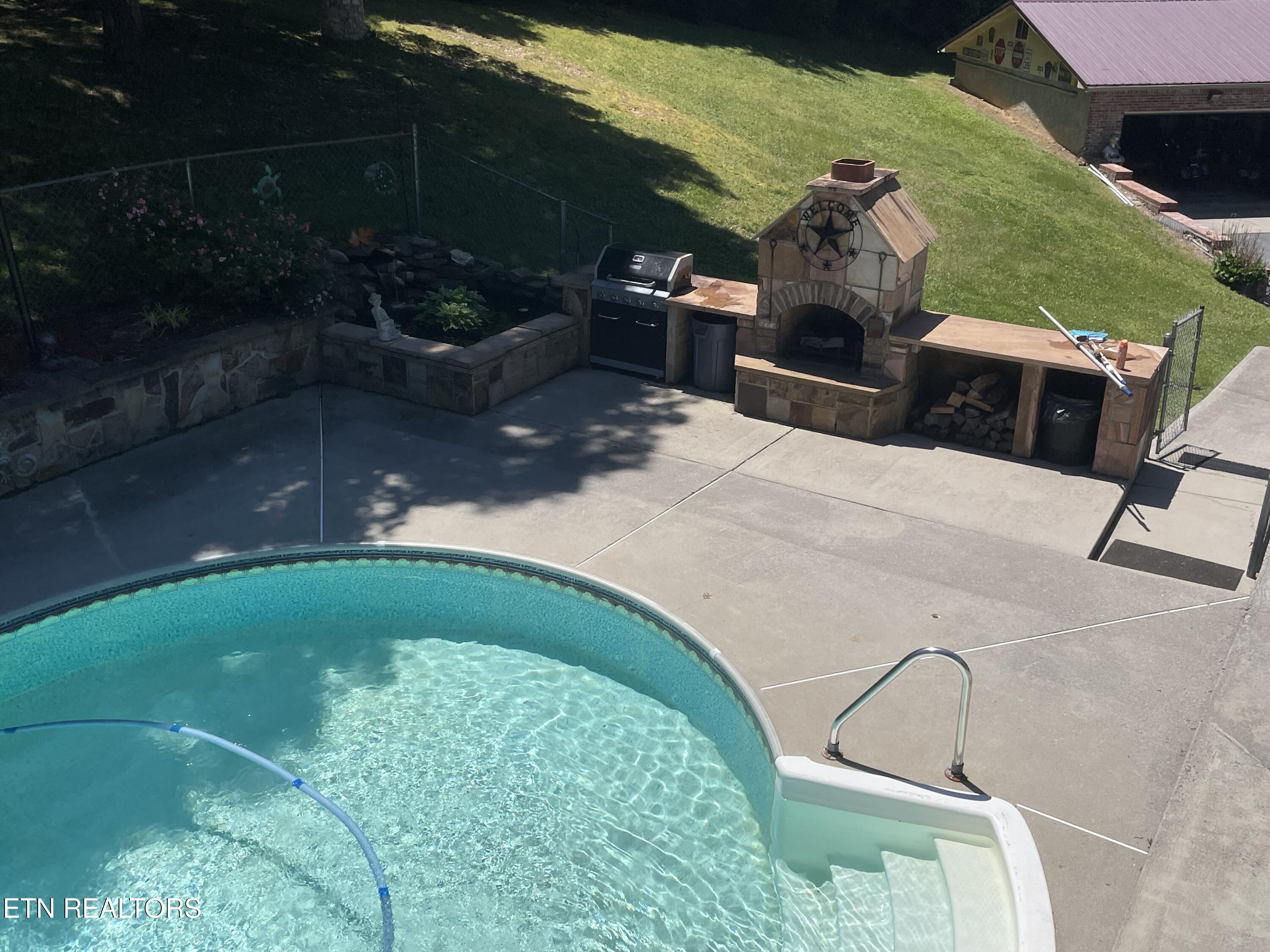 1160 Corinth Road Loudon TN 37774