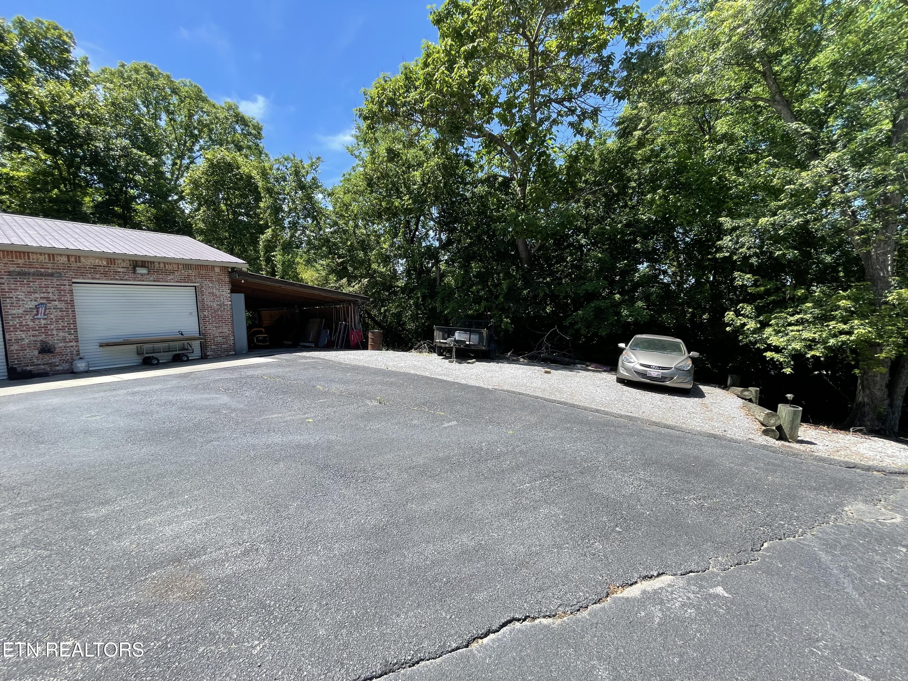 1160 Corinth Road Loudon TN 37774