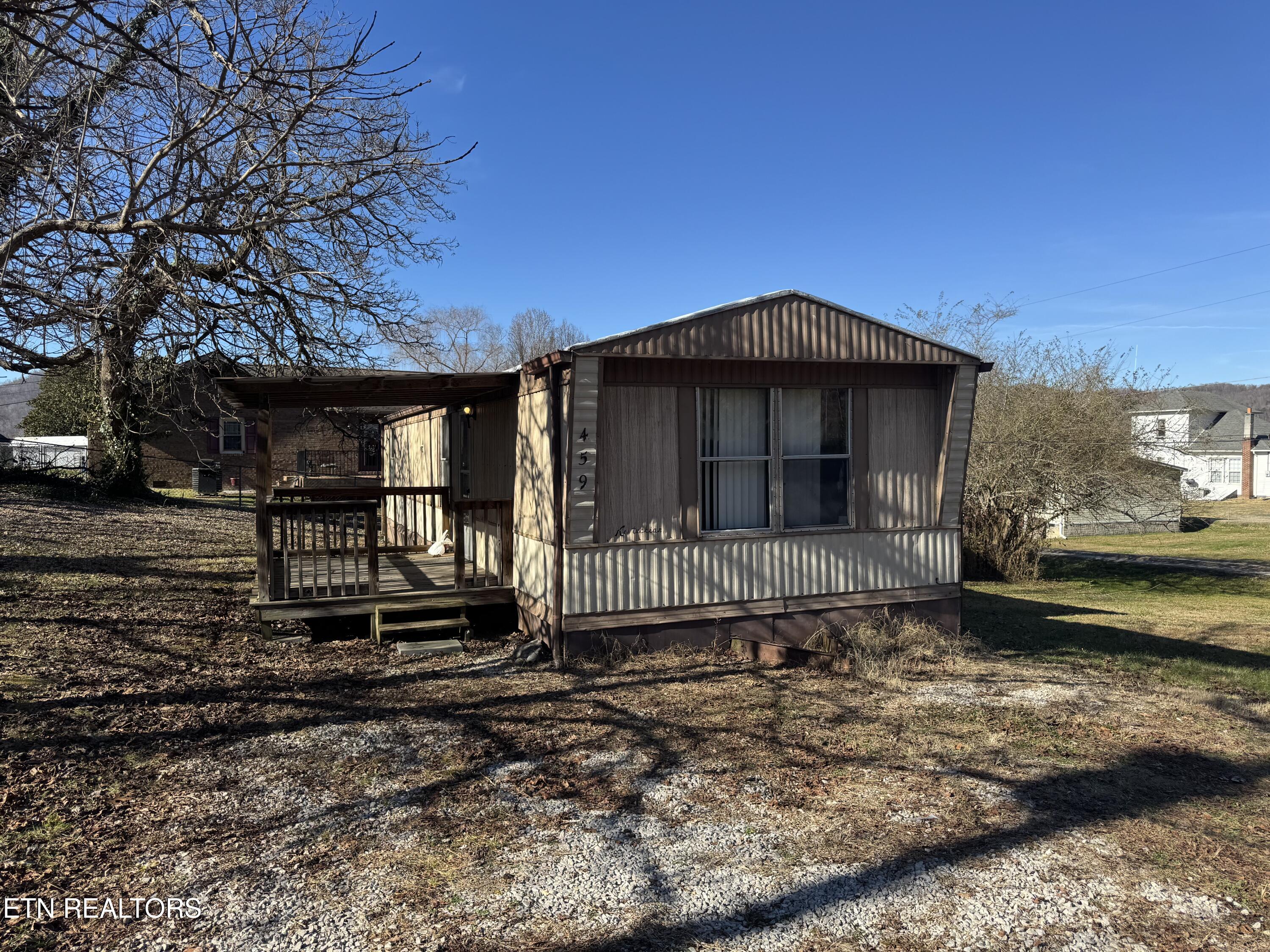 459 Siler Street Jellico TN 37762