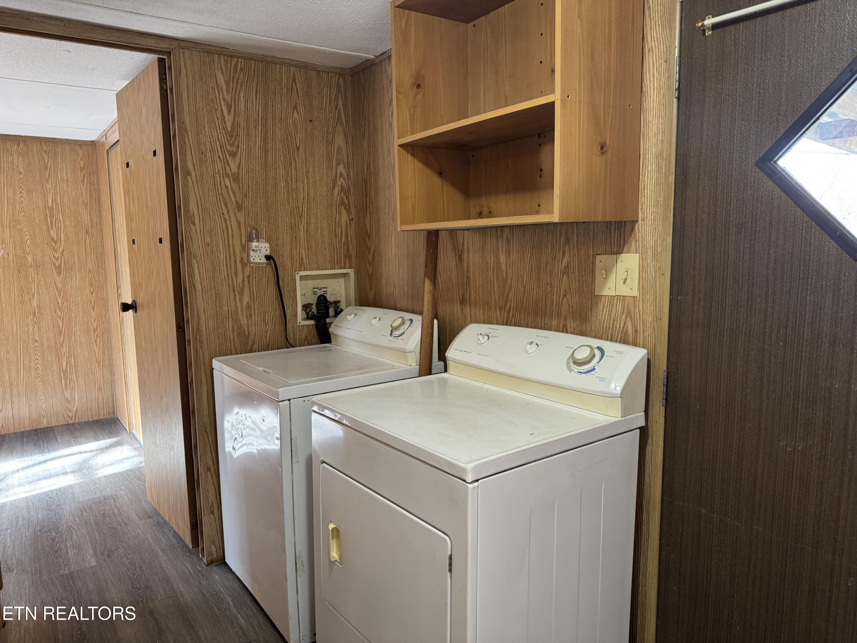 459 Siler Street Jellico TN 37762