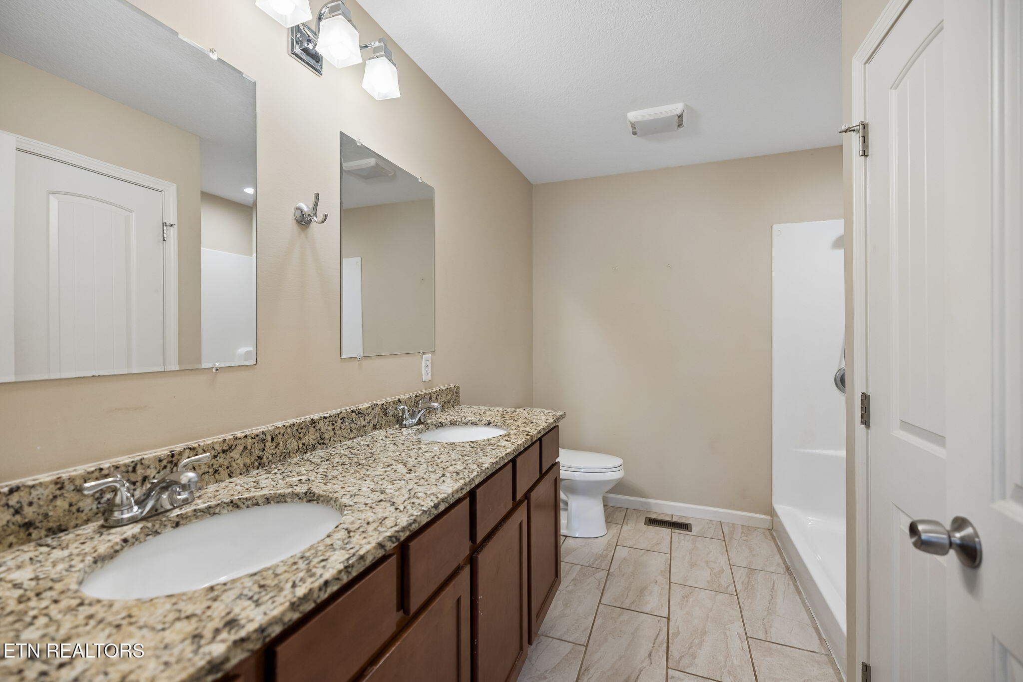417 Highland View Drive Knoxville TN 37920