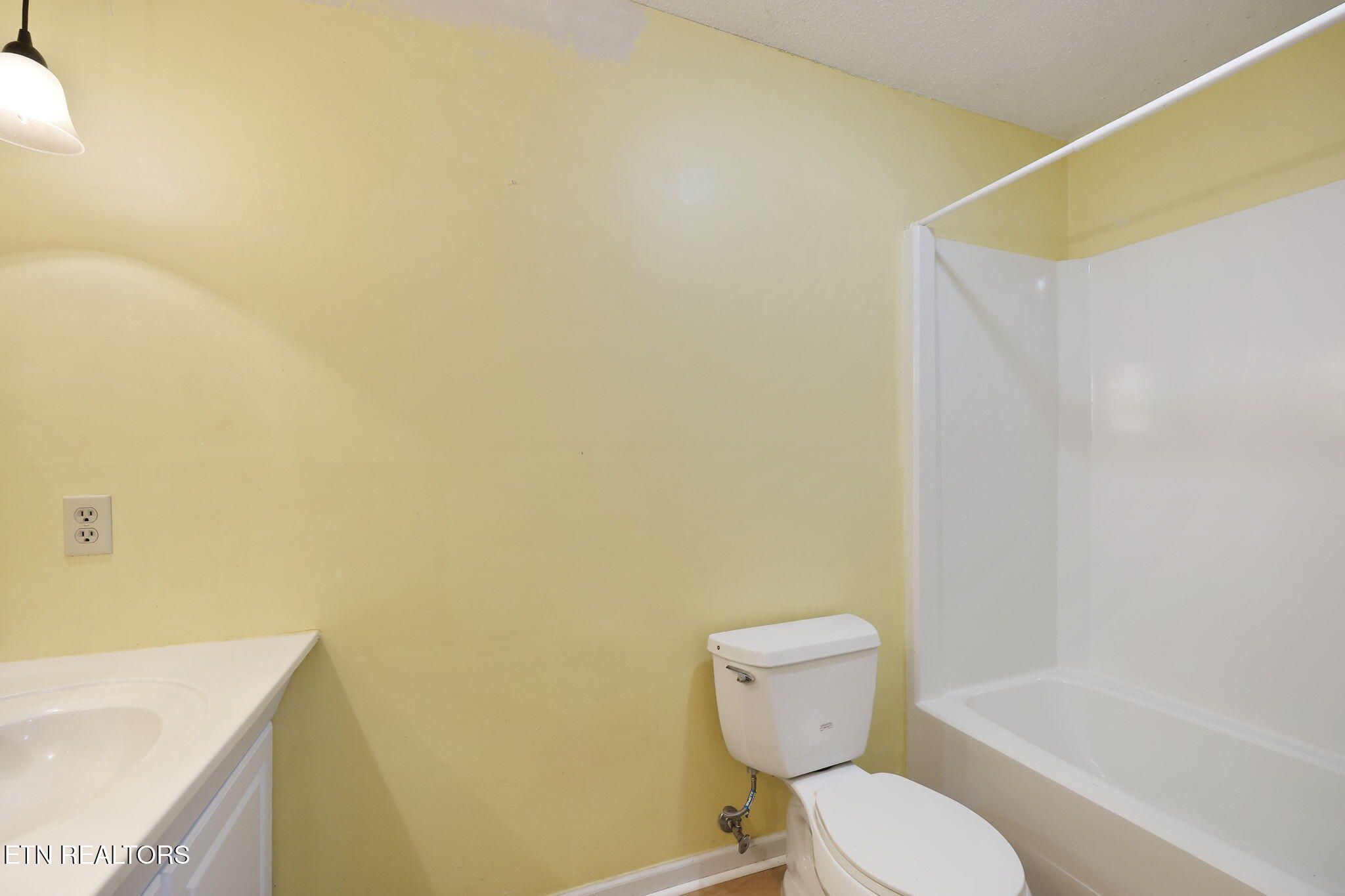 8709 Olde Colony Trail Knoxville TN 37923