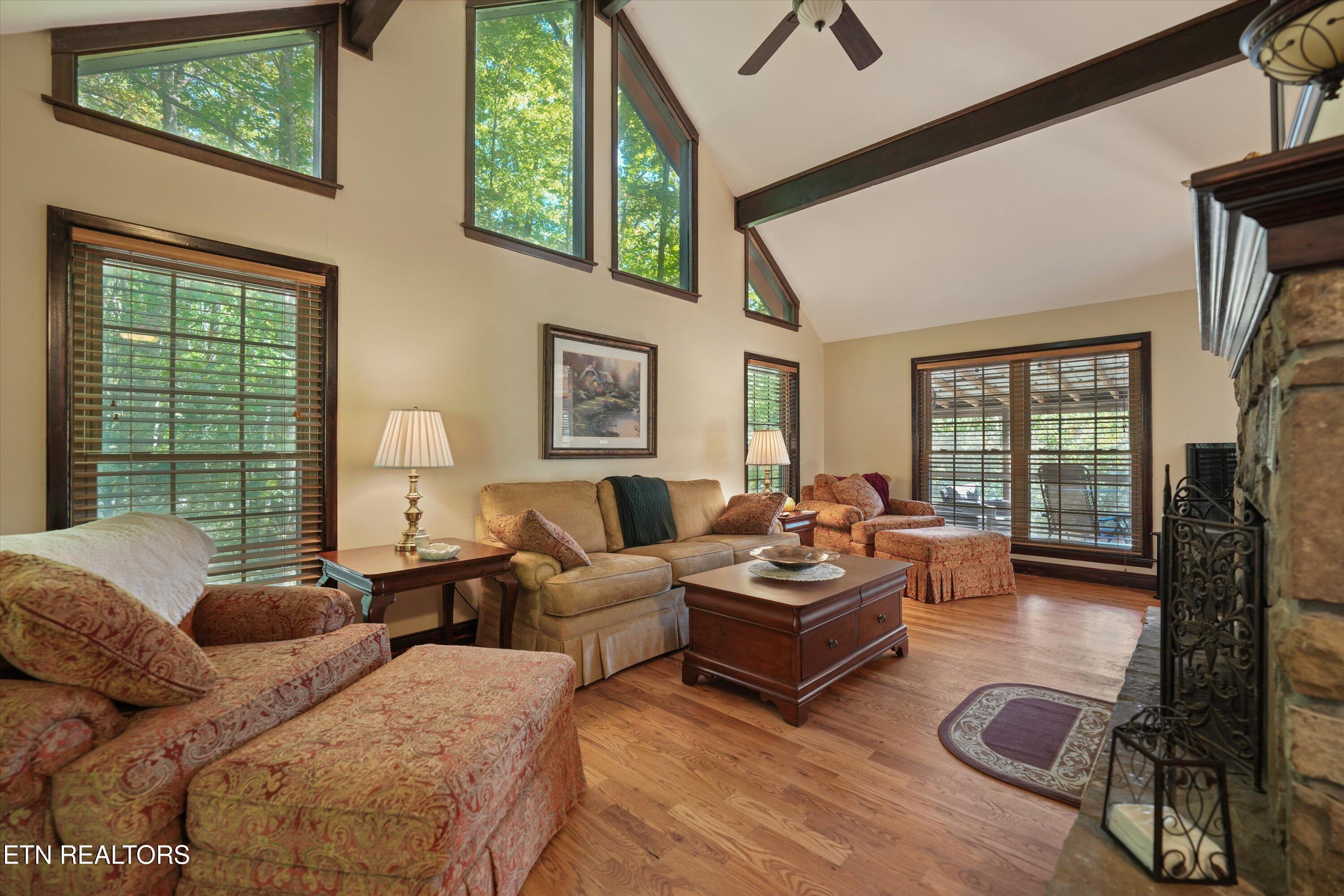 2848 Mountain Boulevard Sevierville TN 37876