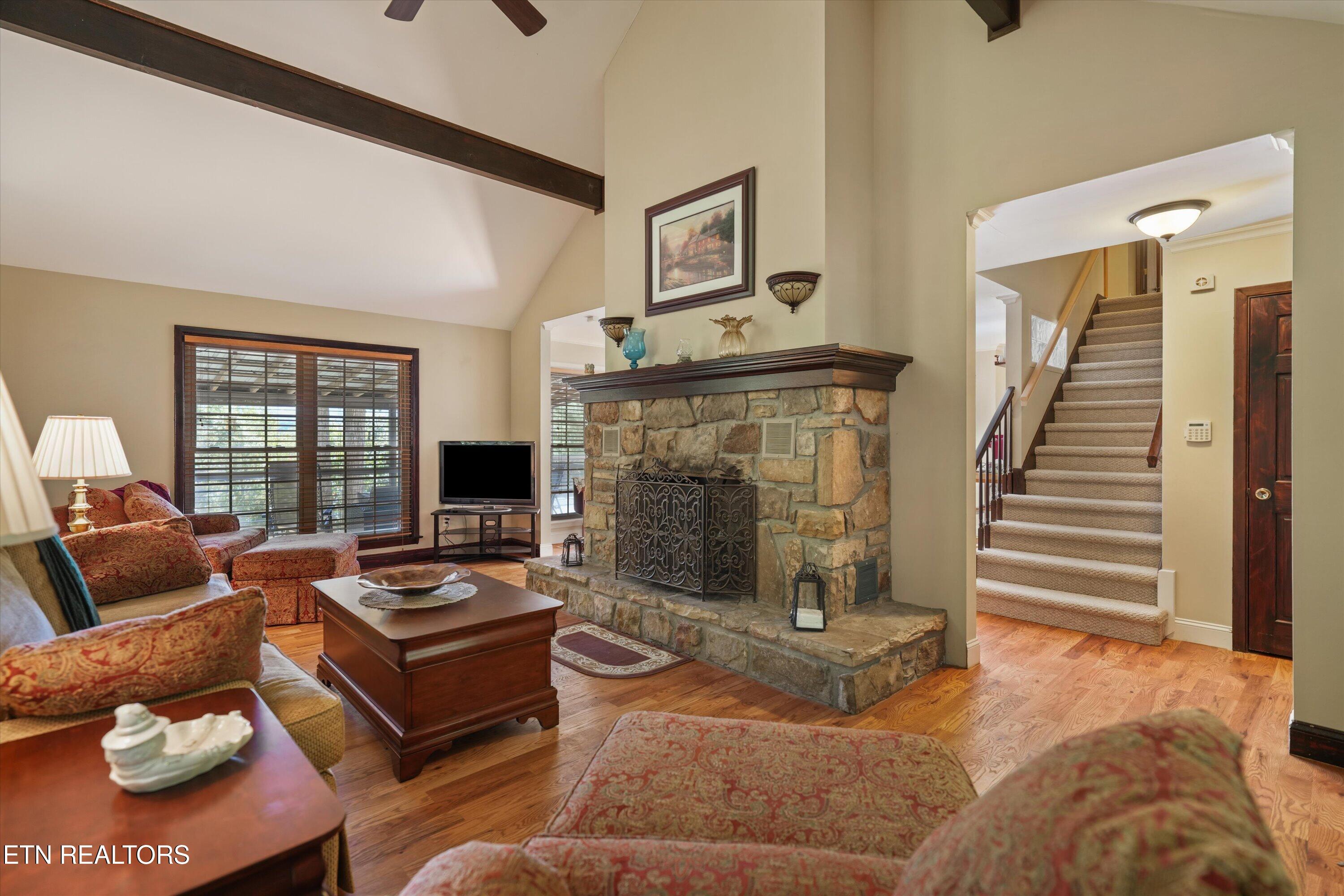2848 Mountain Boulevard Sevierville TN 37876