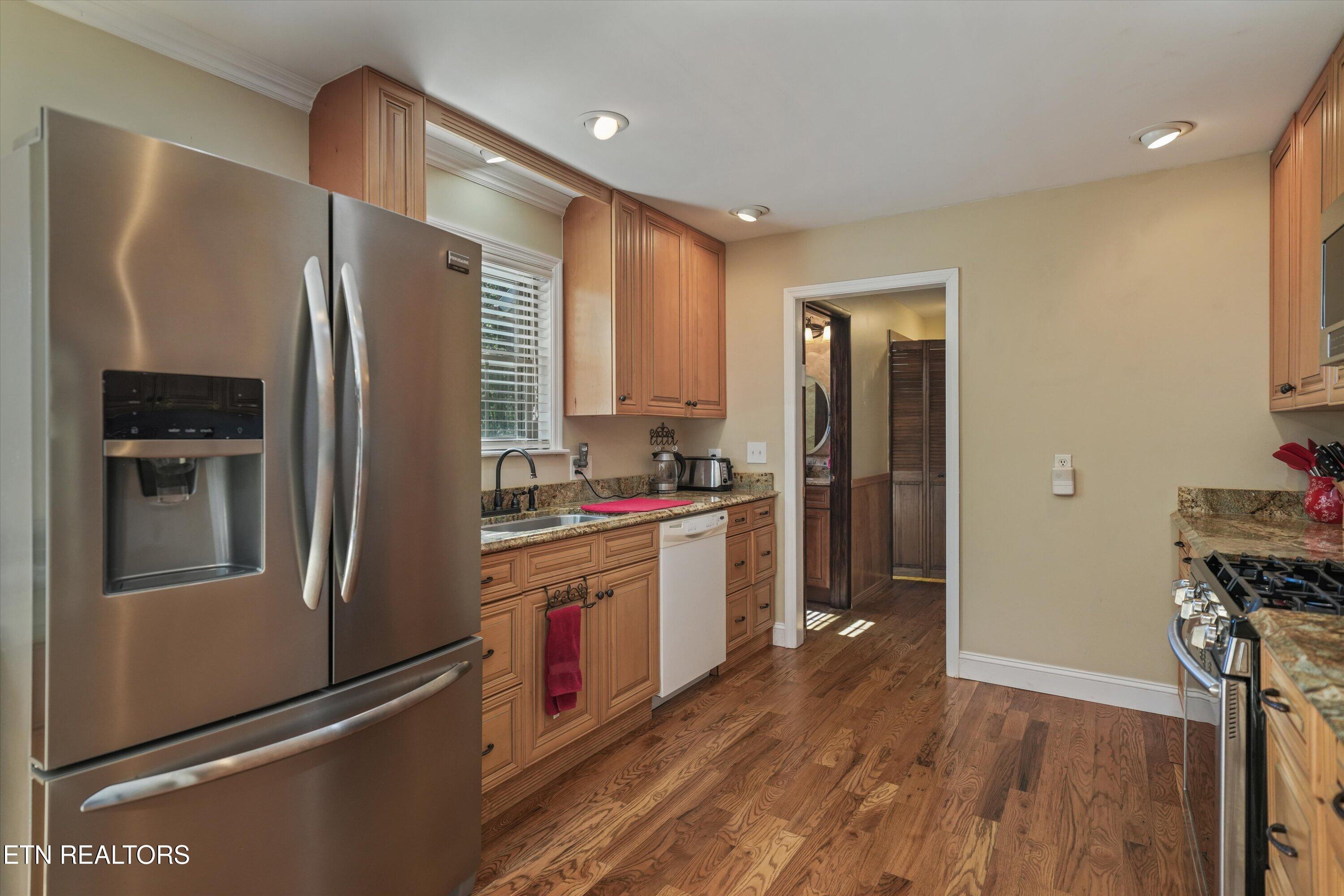 2848 Mountain Boulevard Sevierville TN 37876