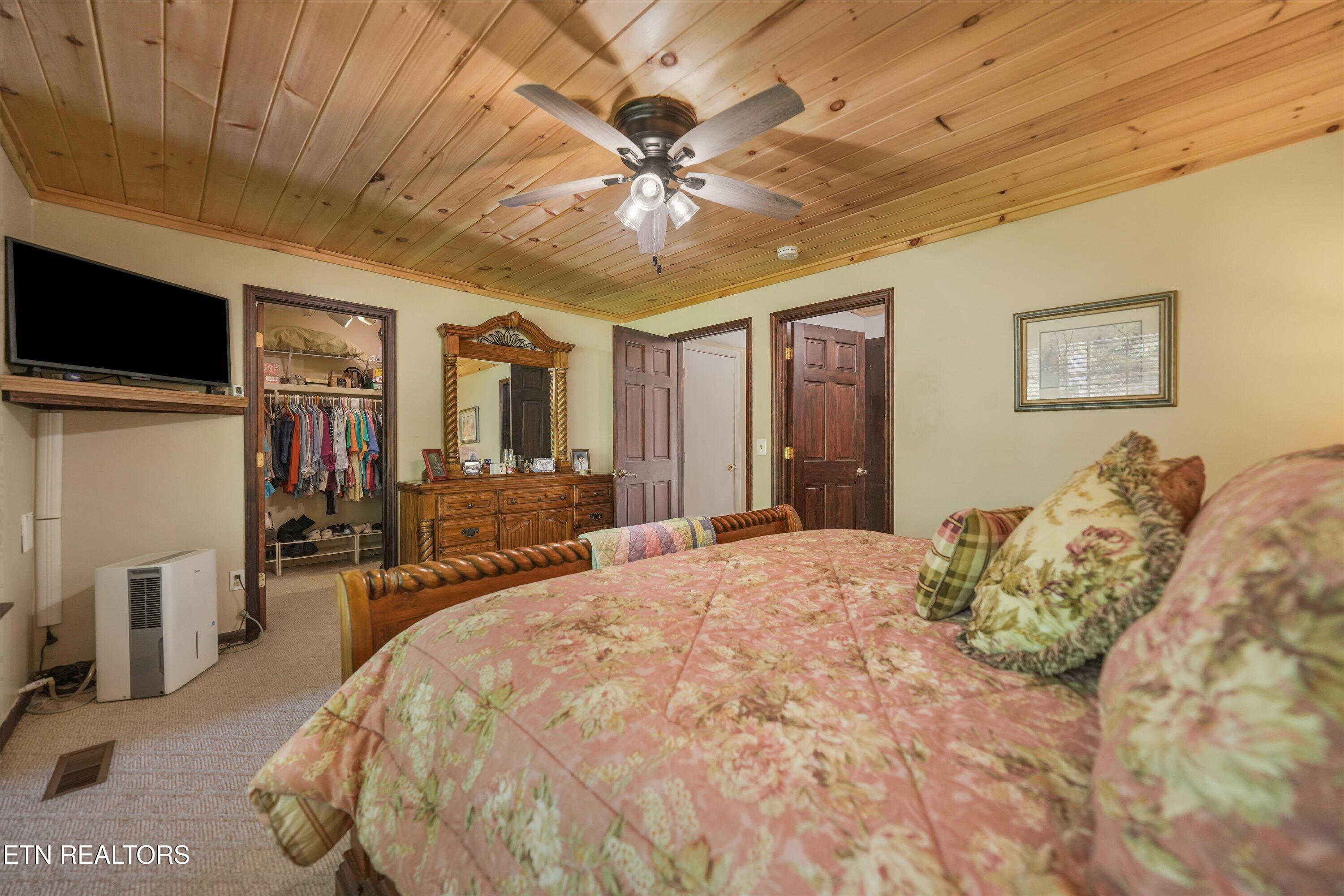 2848 Mountain Boulevard Sevierville TN 37876